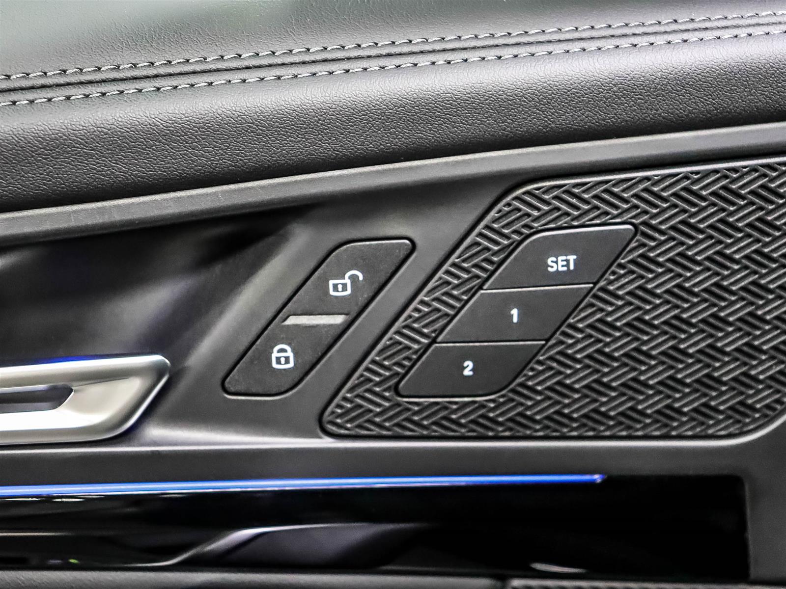 2023 BMW X1 xDrive28i - Thumbnail 24