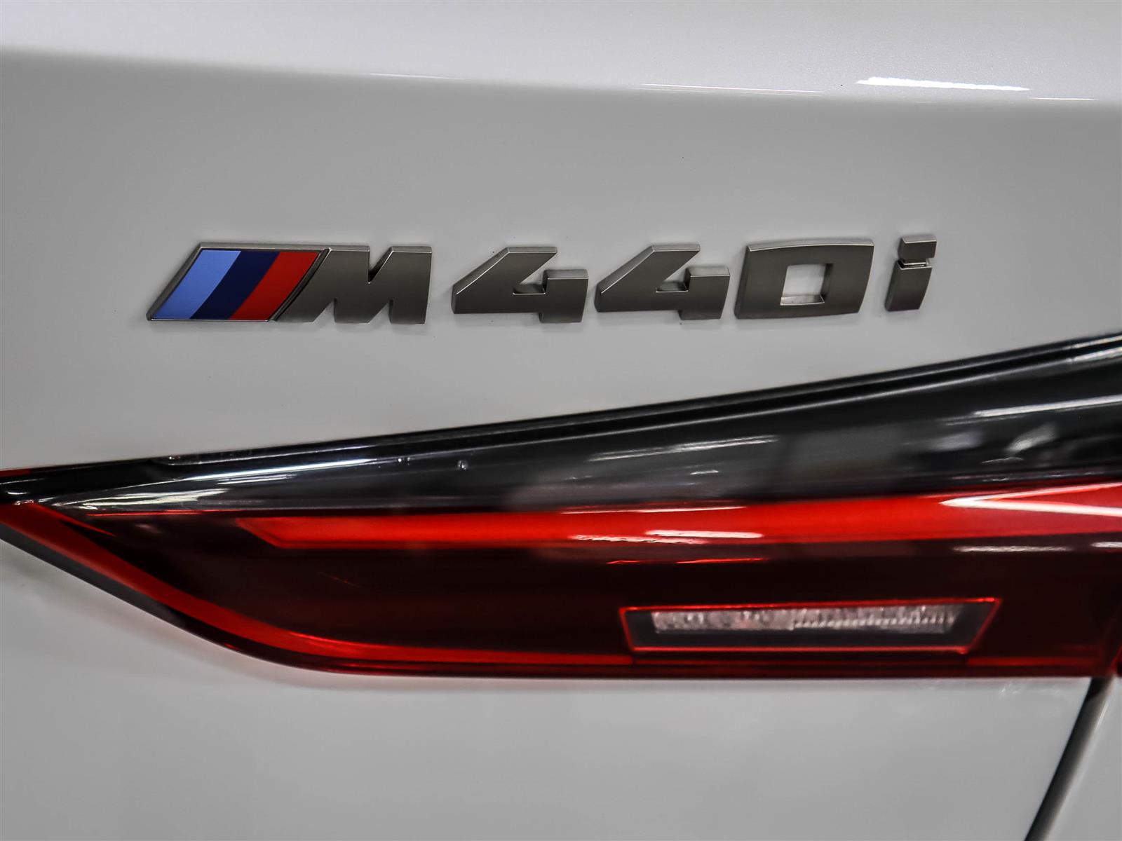2024 BMW M440i xDrive Coupe - Thumbnail 18