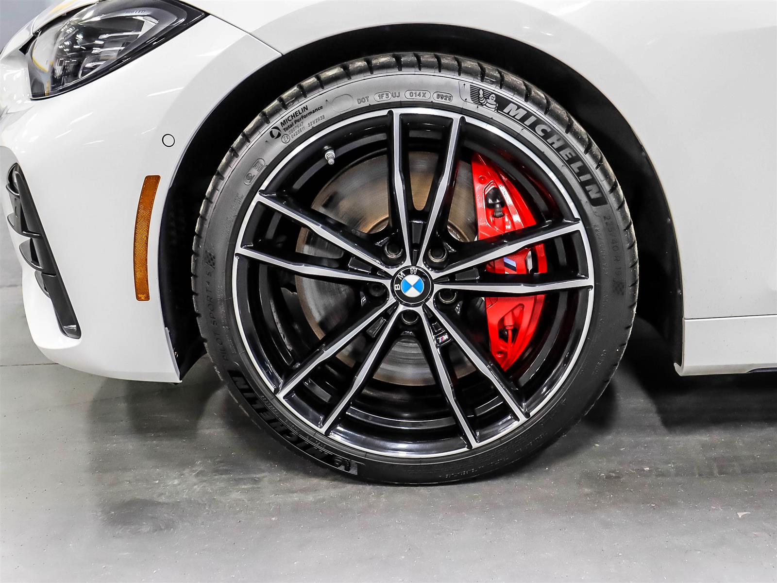 2024 BMW M440i xDrive Coupe - Thumbnail 21