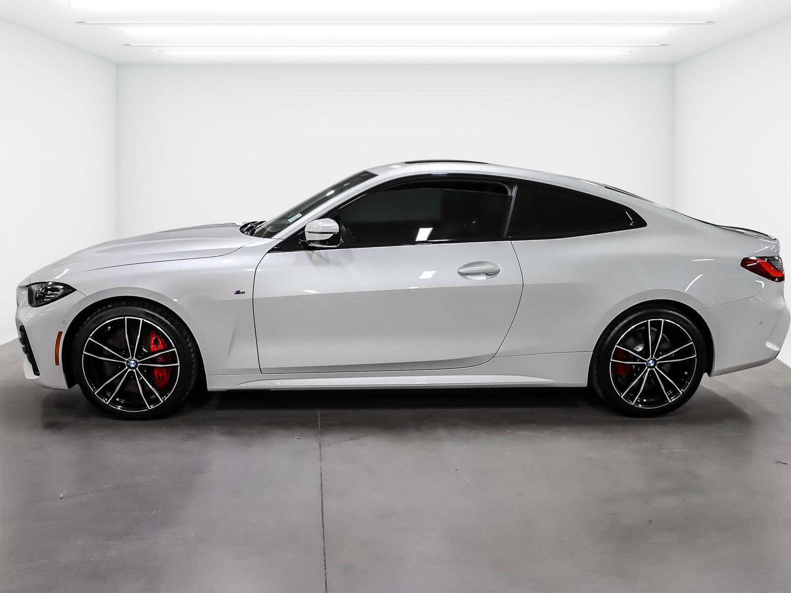 2024 BMW M440i xDrive Coupe - Thumbnail 5