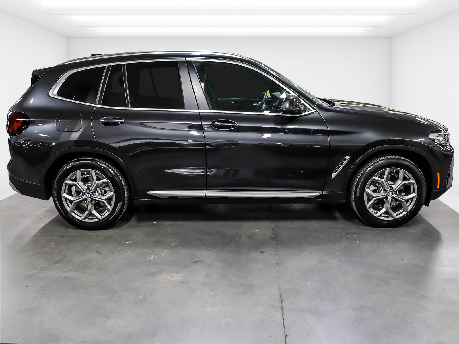2024 BMW X3 xDrive30i - Thumbnail 3