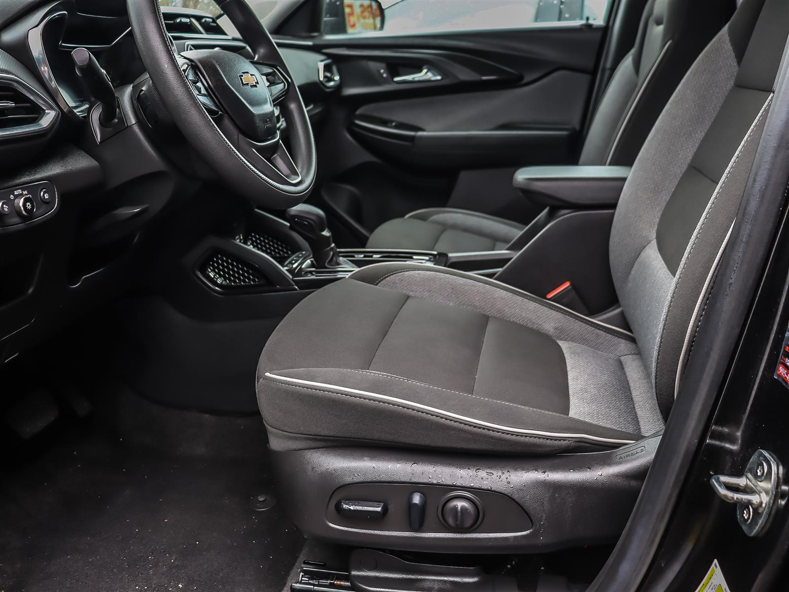 used 2023 Chevrolet TrailBlazer car