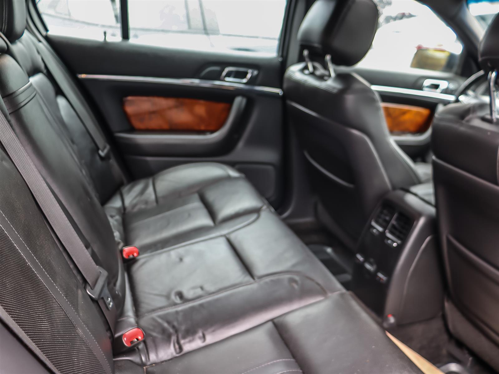 used 2015 Lincoln MKS car