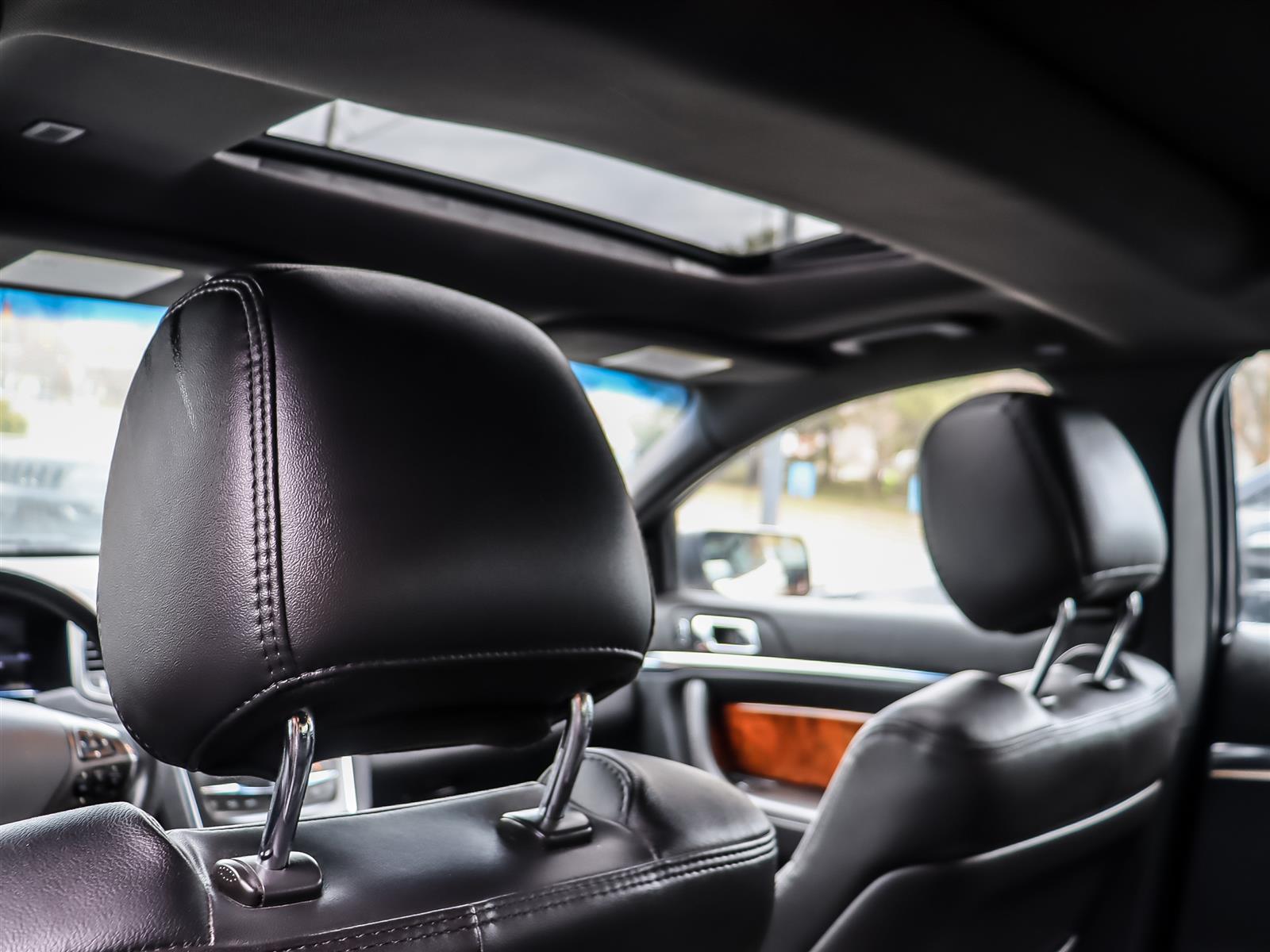 used 2015 Lincoln MKS car