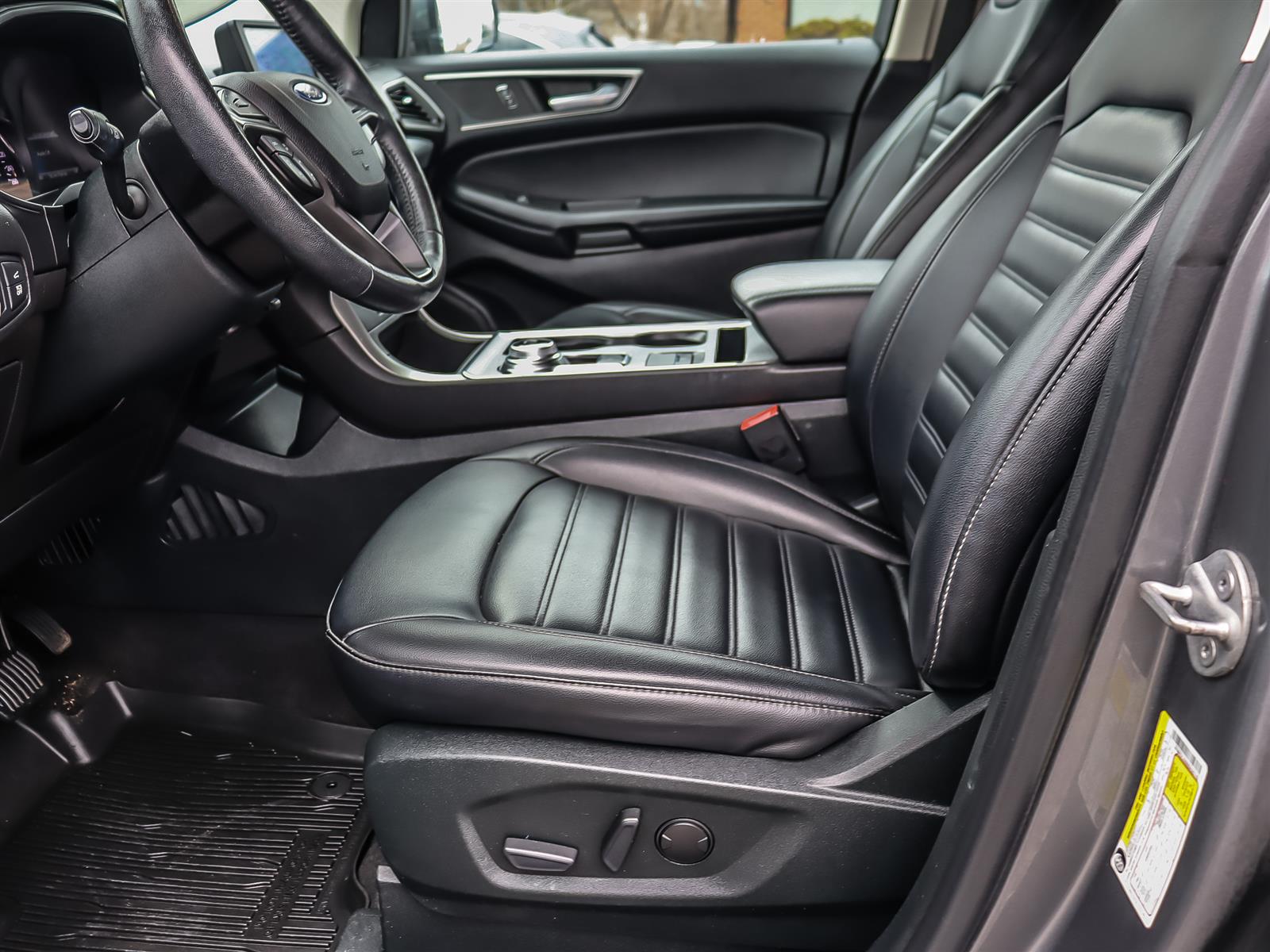 used 2022 Ford Edge car