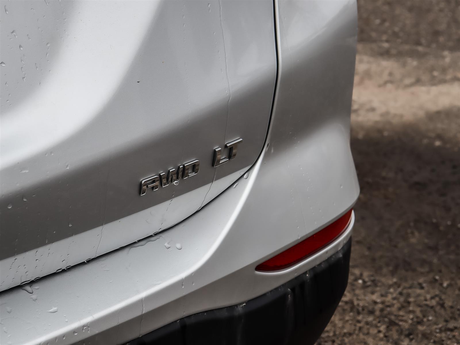 used 2022 Chevrolet Equinox car