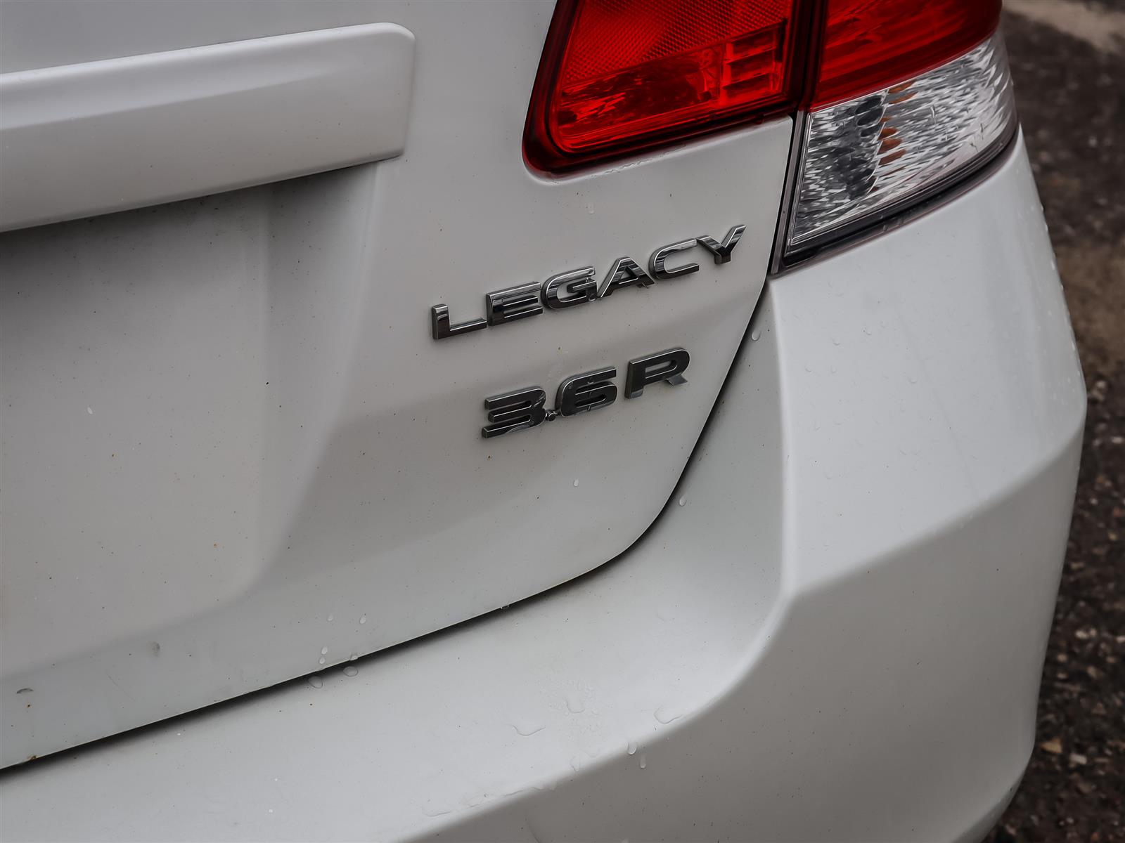 used 2011 Subaru Legacy car