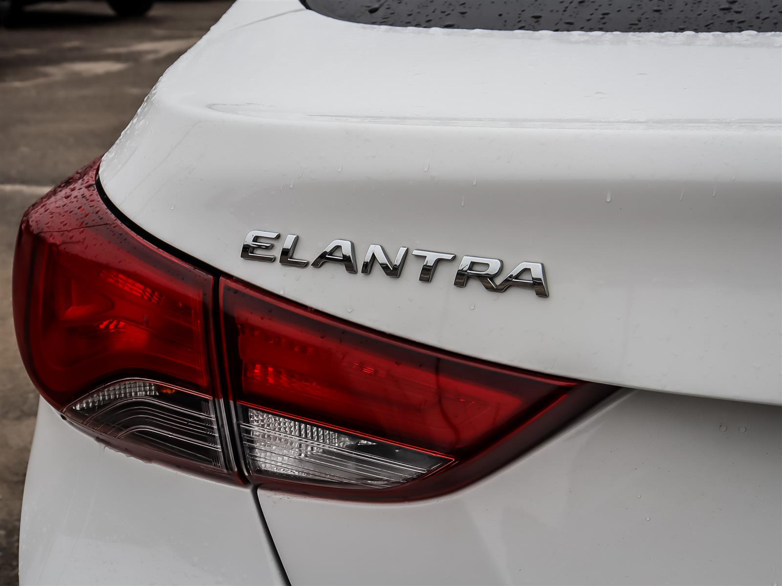 used 2016 Hyundai Elantra car