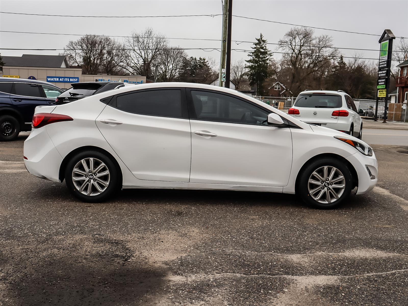 used 2016 Hyundai Elantra car