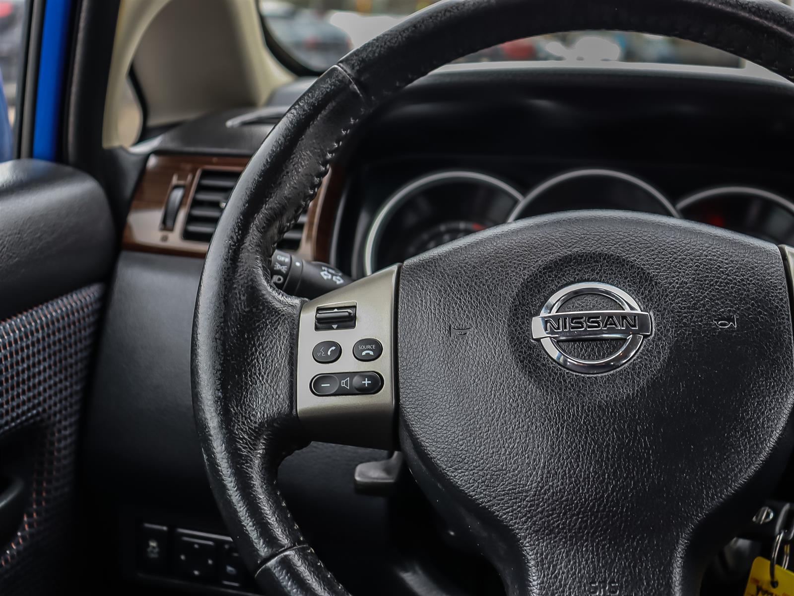 used 2012 Nissan Versa car