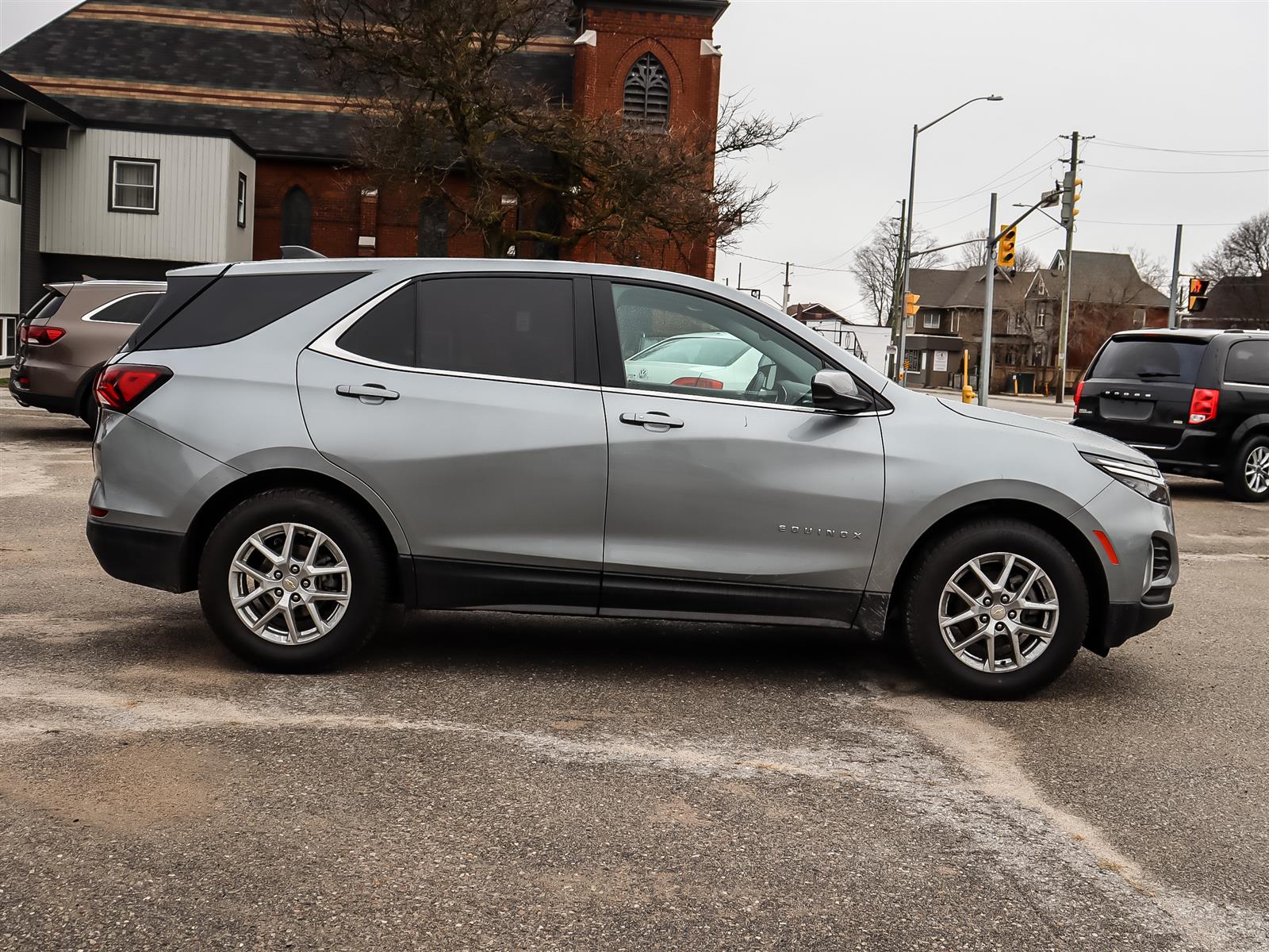 used 2024 Chevrolet Equinox car