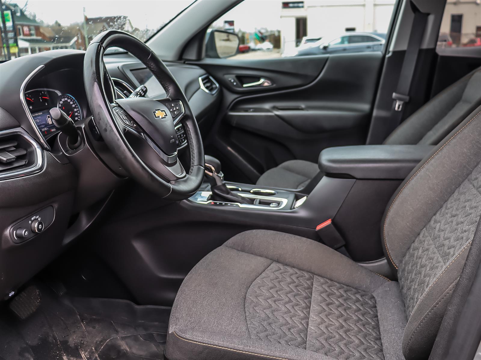 used 2024 Chevrolet Equinox car