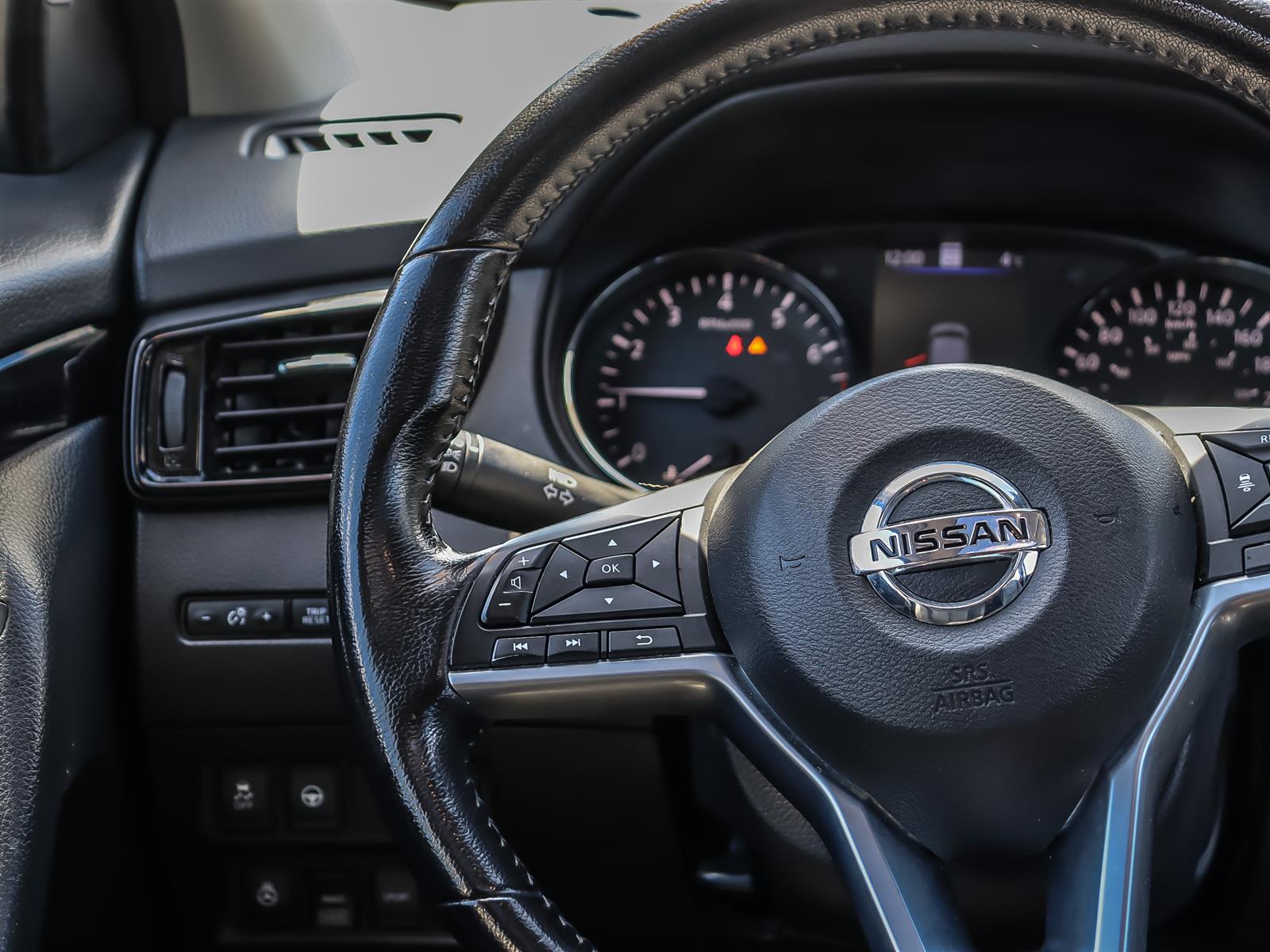 used 2023 Nissan Qashqai car