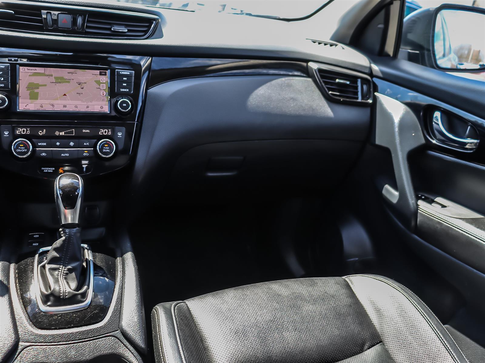 used 2023 Nissan Qashqai car