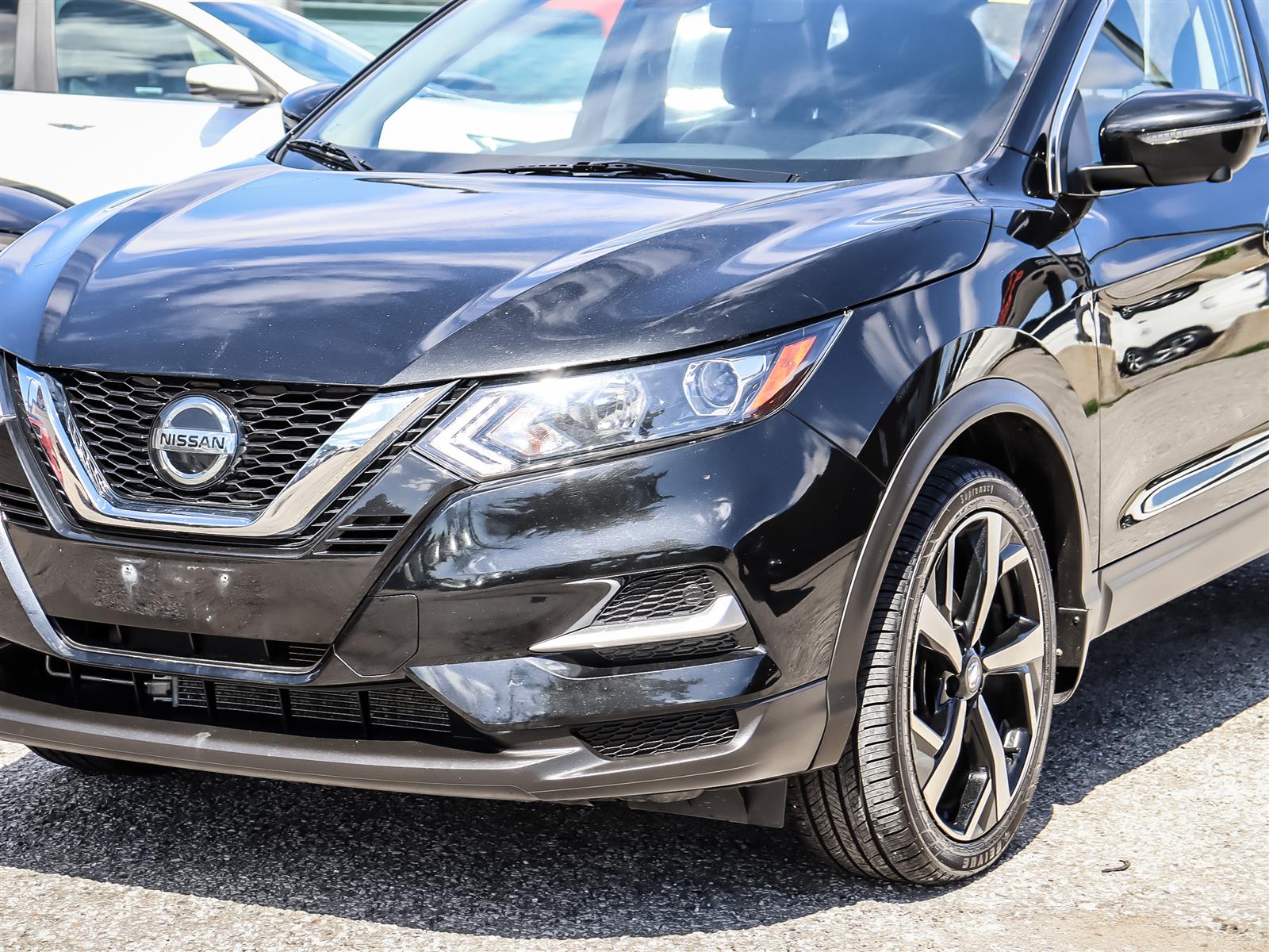 used 2023 Nissan Qashqai car