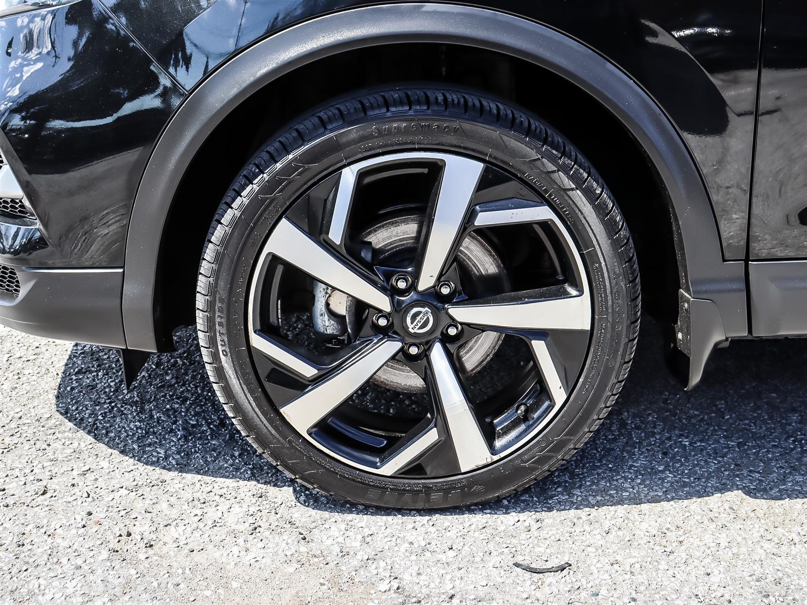 used 2023 Nissan Qashqai car