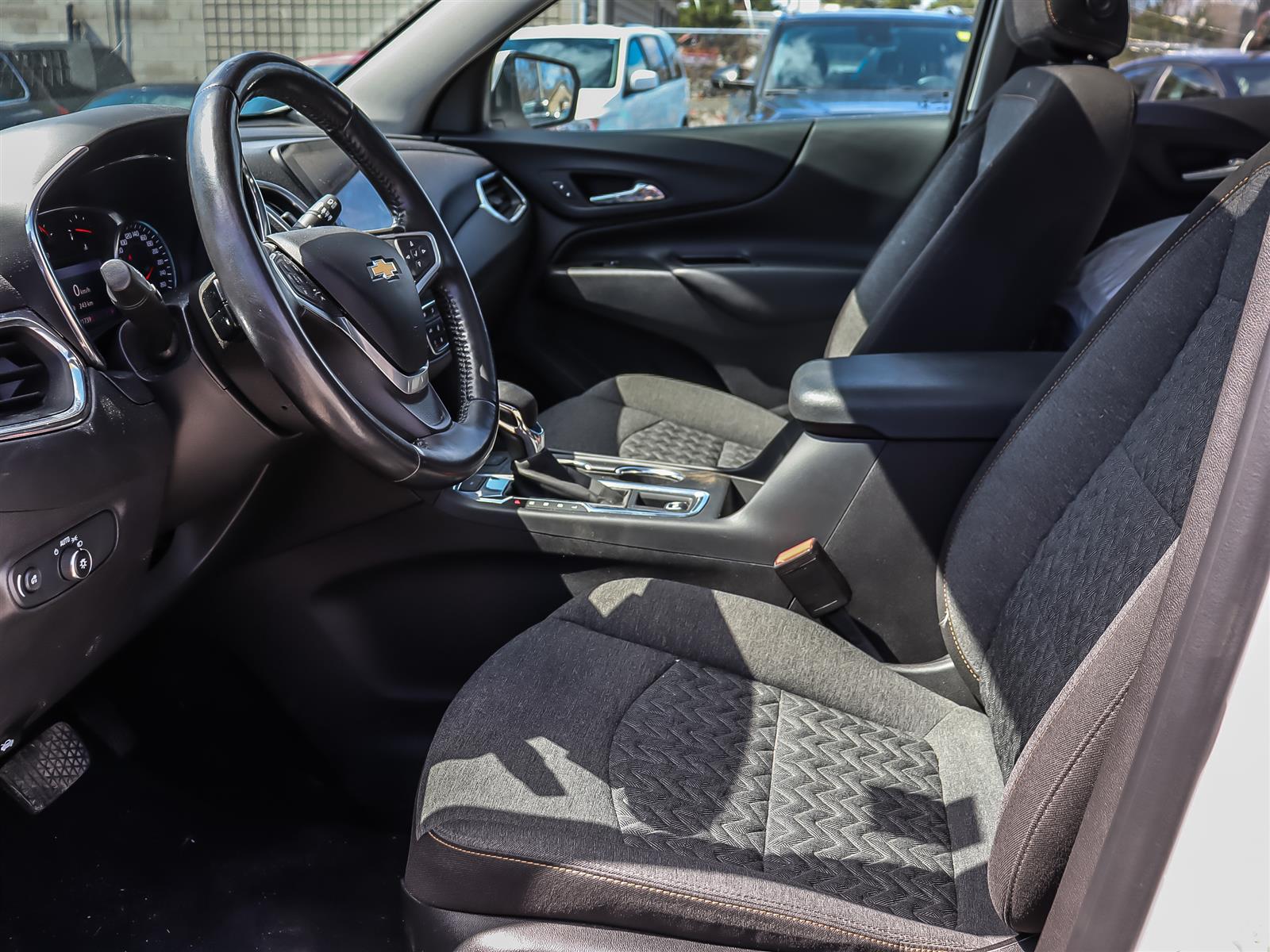 used 2022 Chevrolet Equinox car