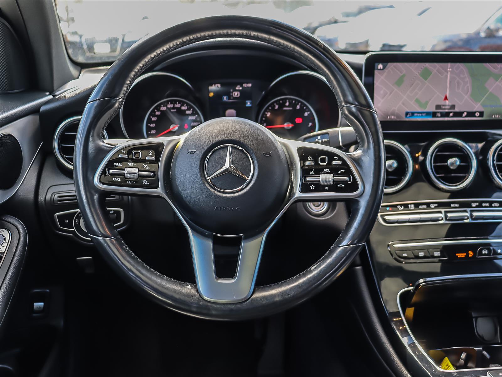 used 2022 Mercedes-Benz GLC 300 car