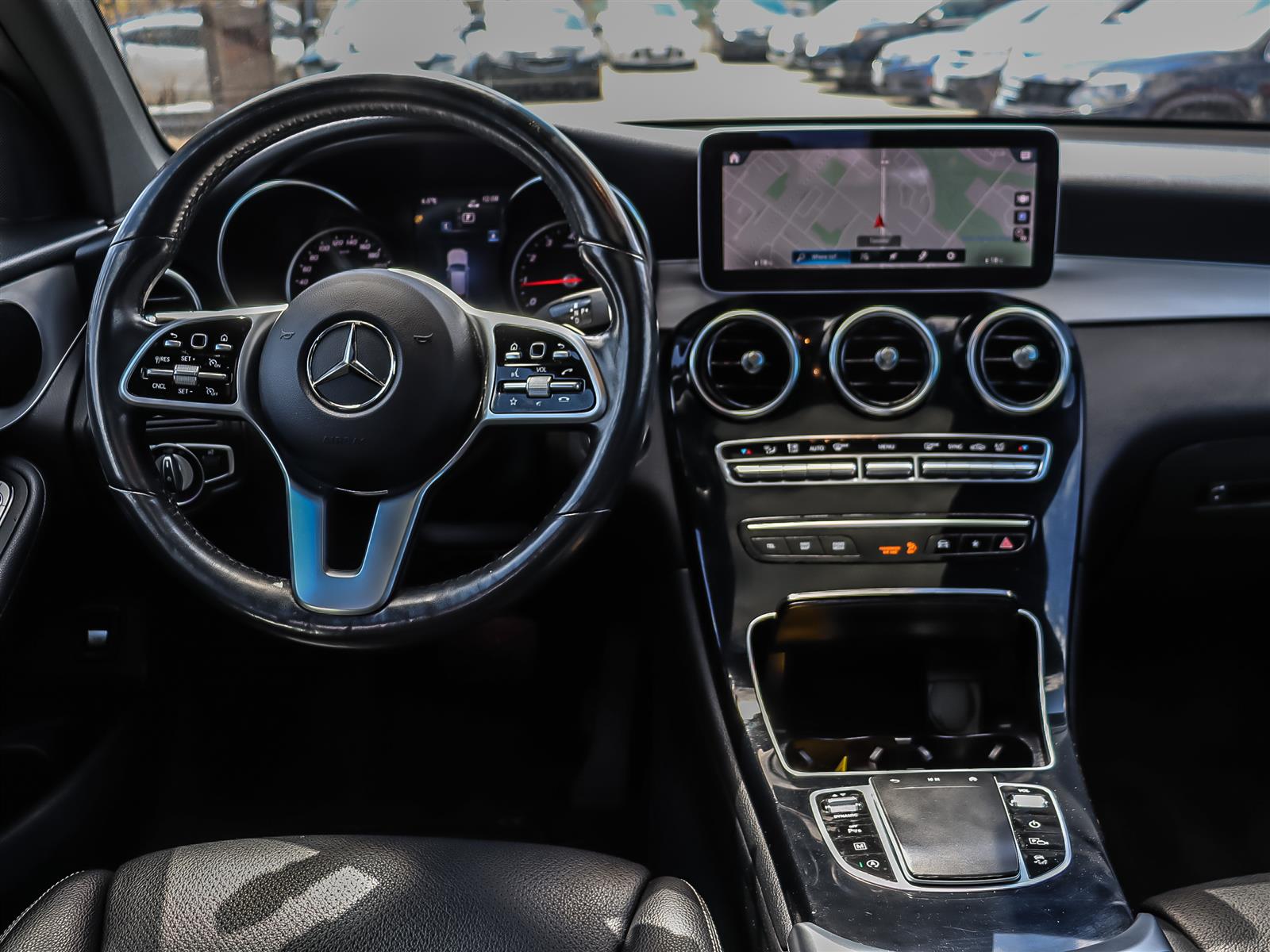 used 2022 Mercedes-Benz GLC 300 car