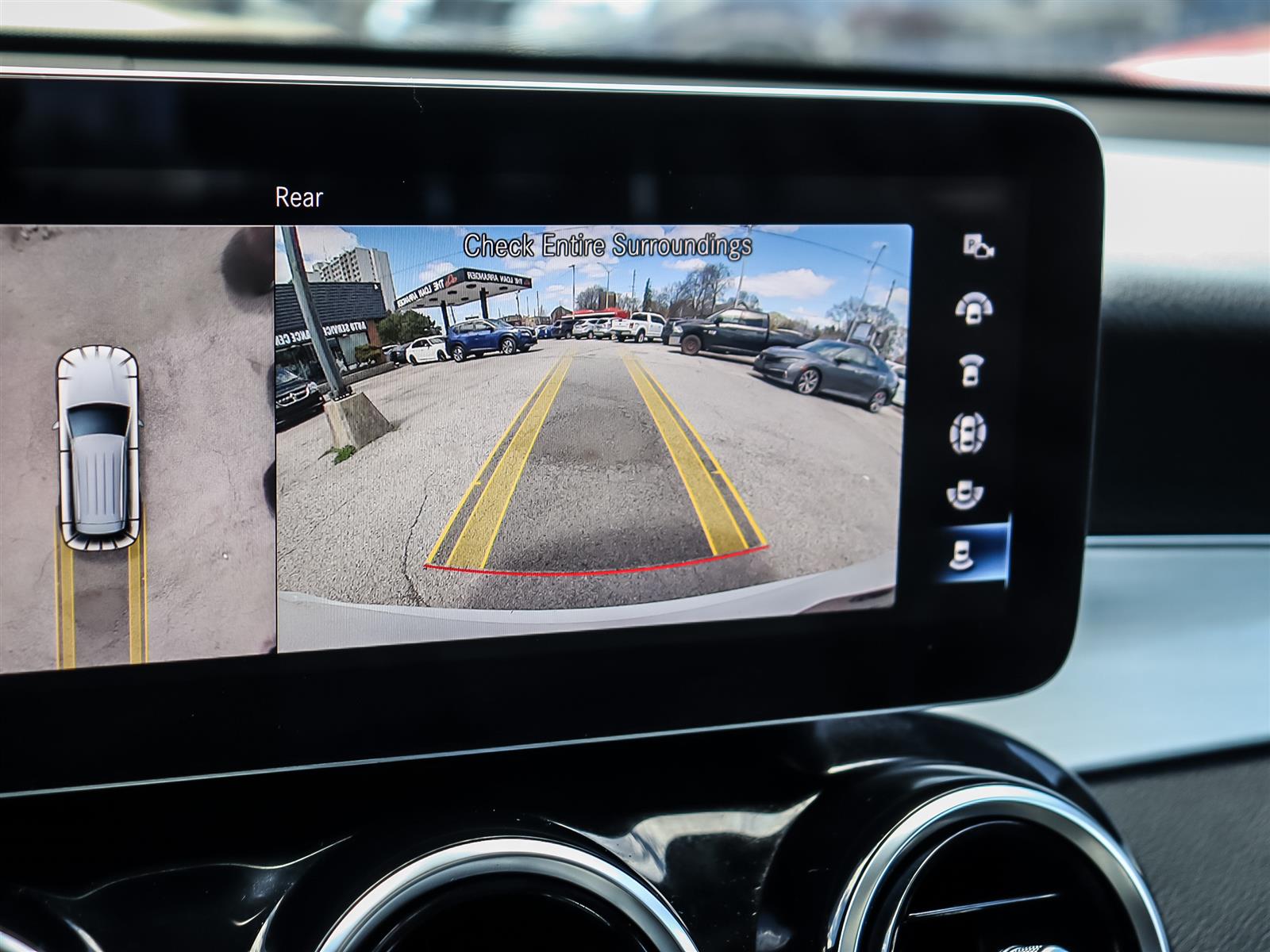 used 2022 Mercedes-Benz GLC 300 car