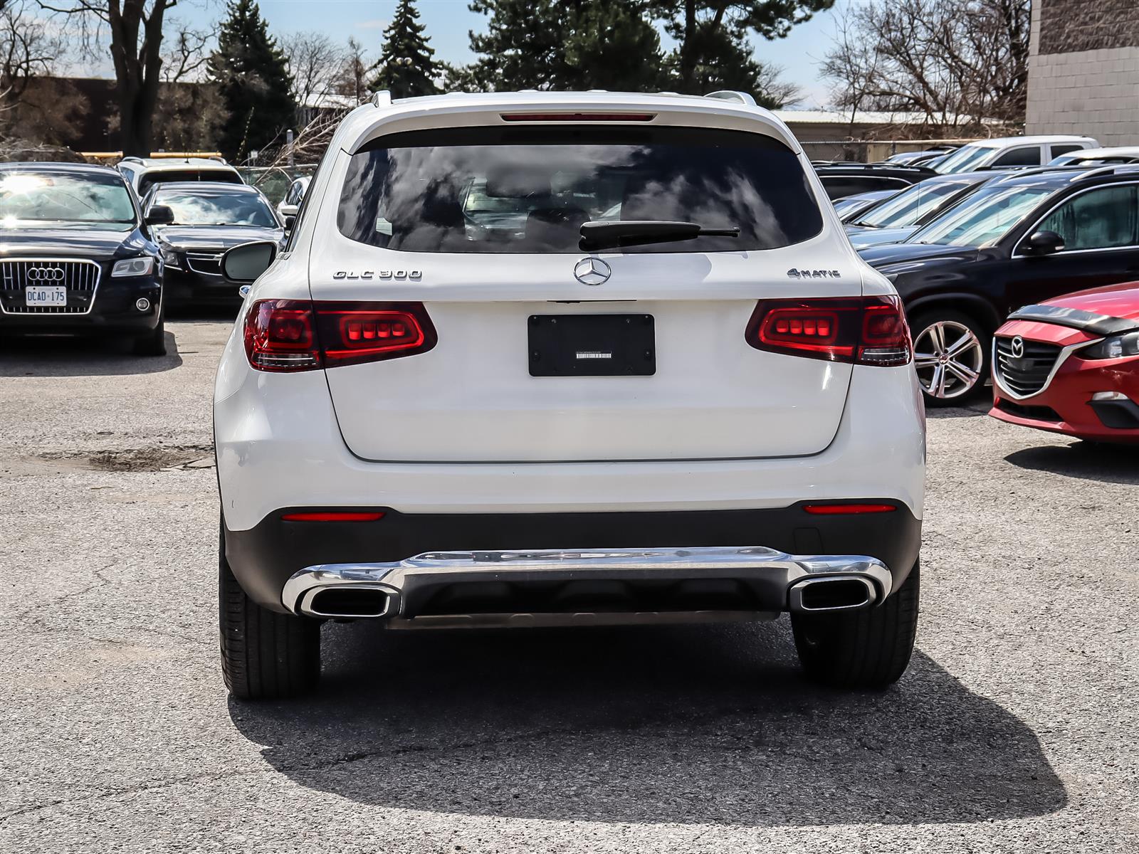 used 2022 Mercedes-Benz GLC 300 car