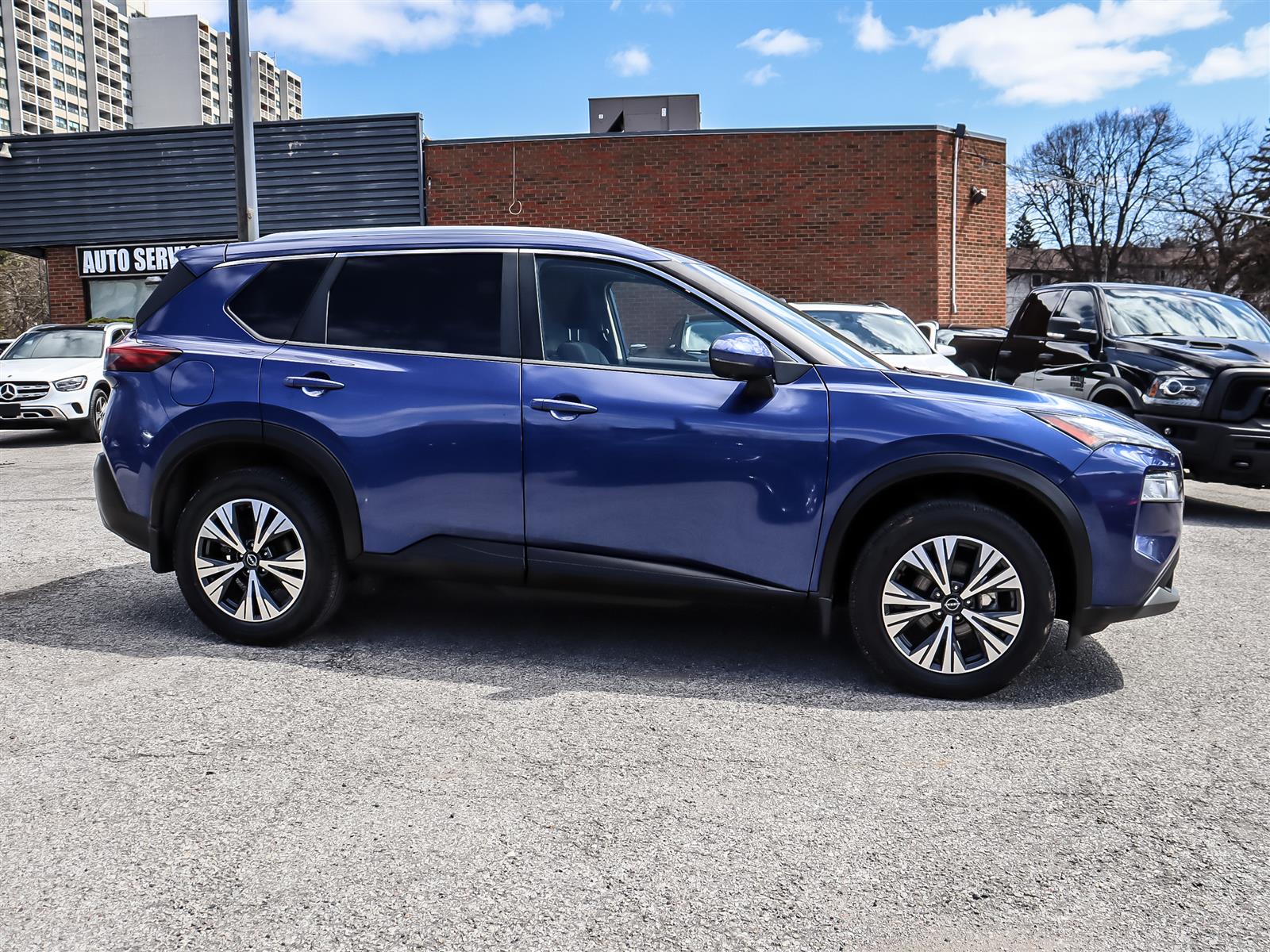 used 2023 Nissan Rogue car