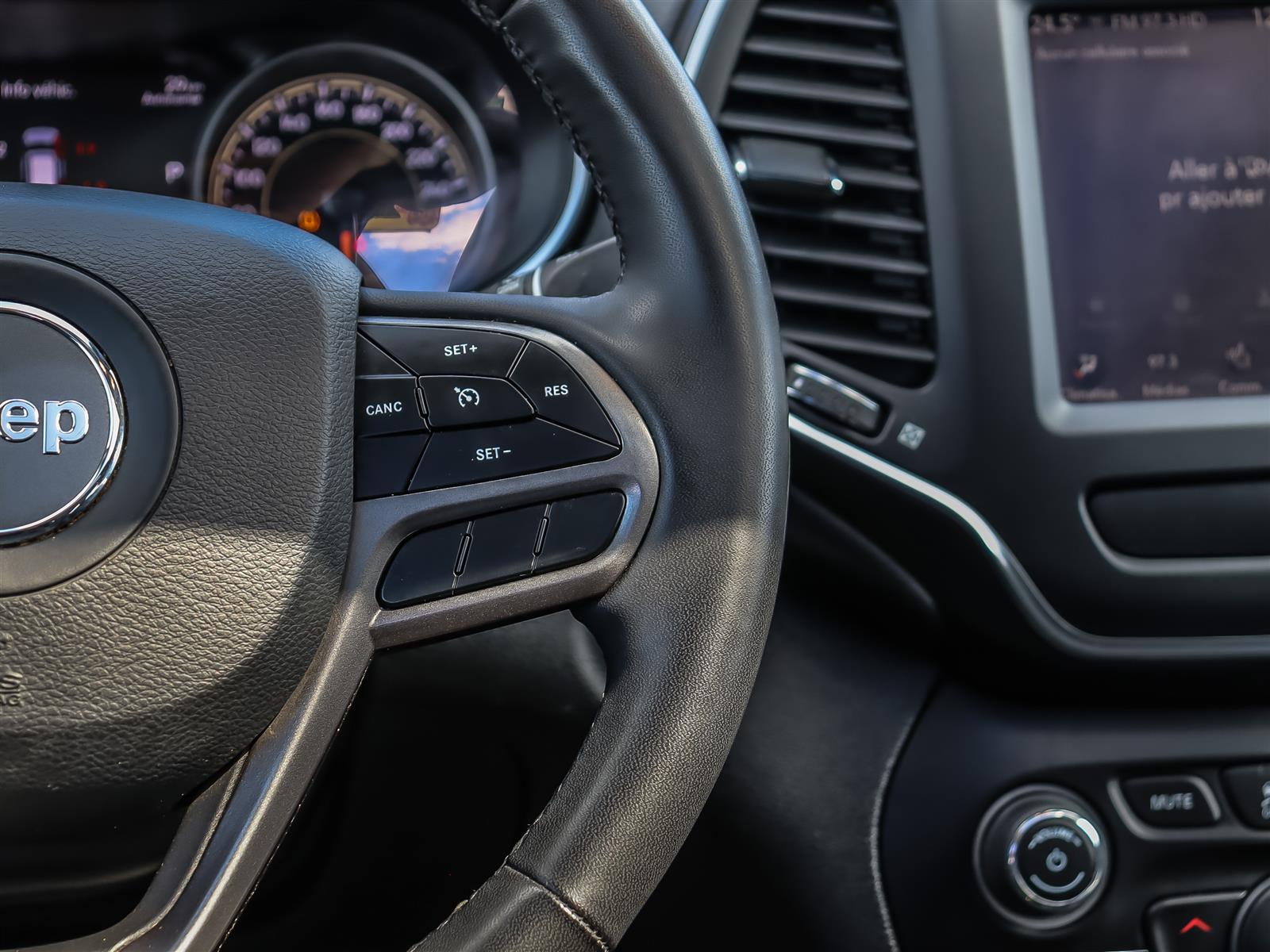 used 2022 Jeep Cherokee car