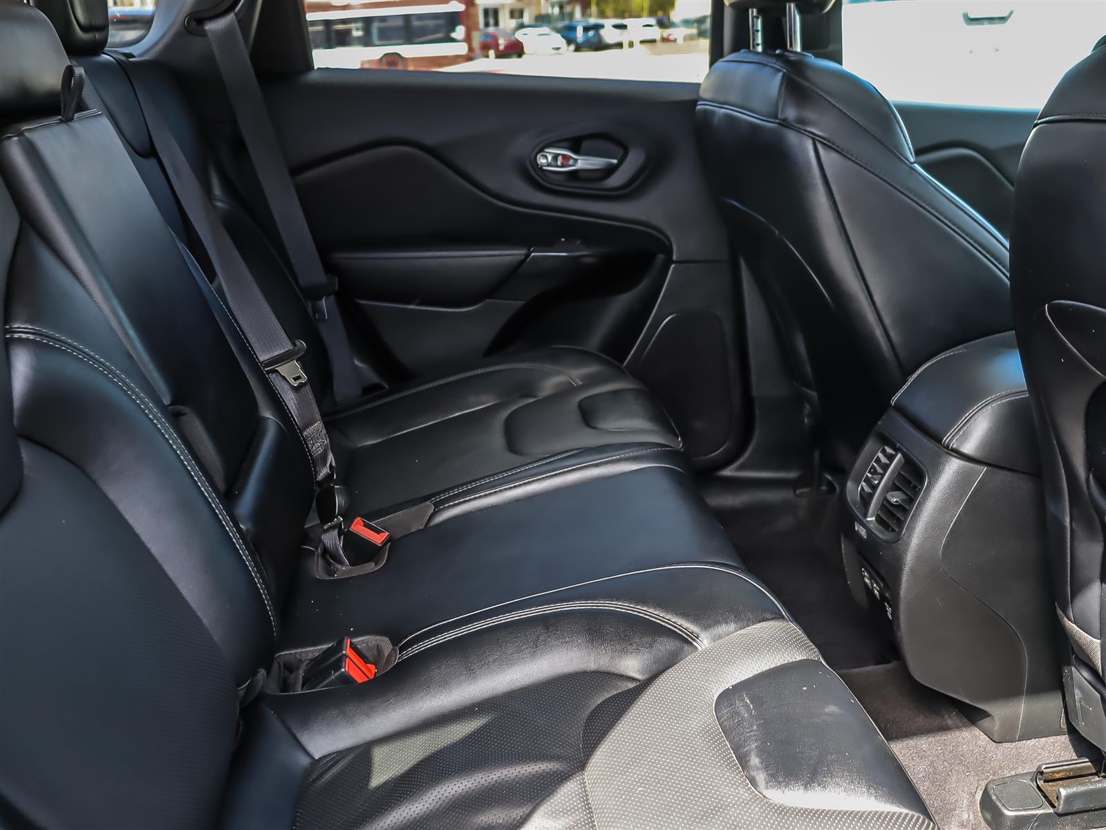 used 2022 Jeep Cherokee car