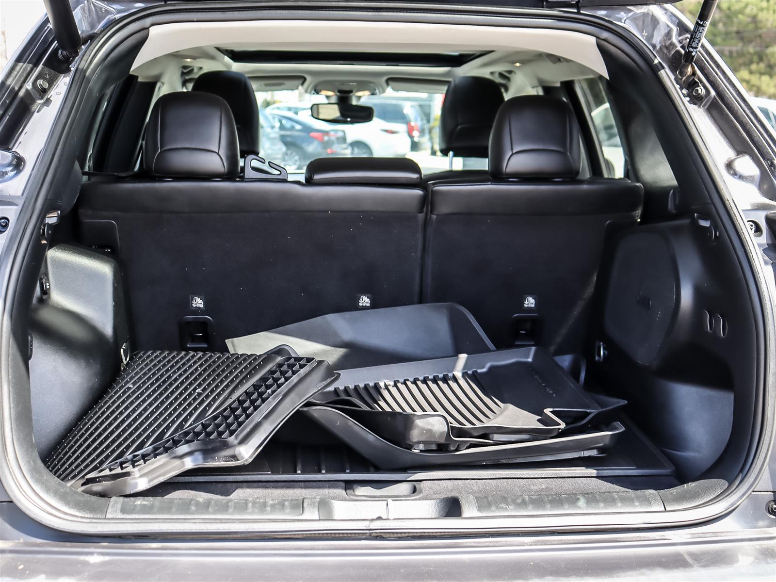 used 2022 Jeep Cherokee car