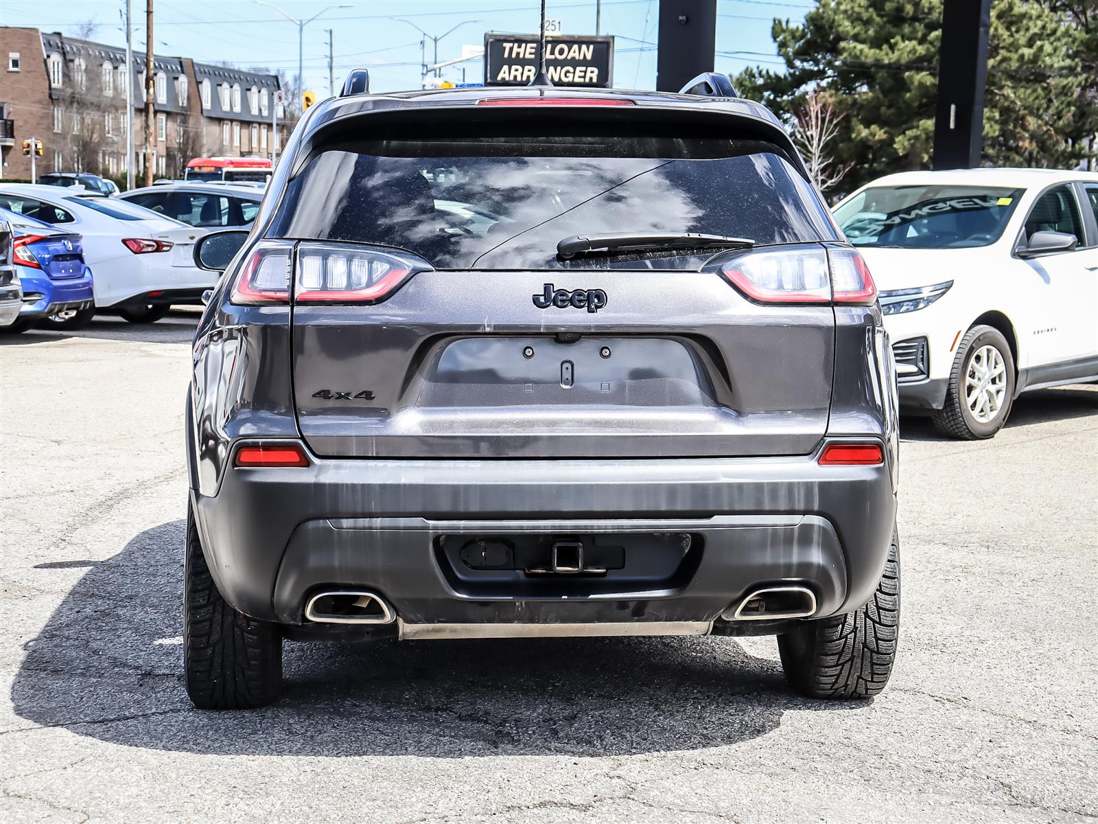 used 2022 Jeep Cherokee car