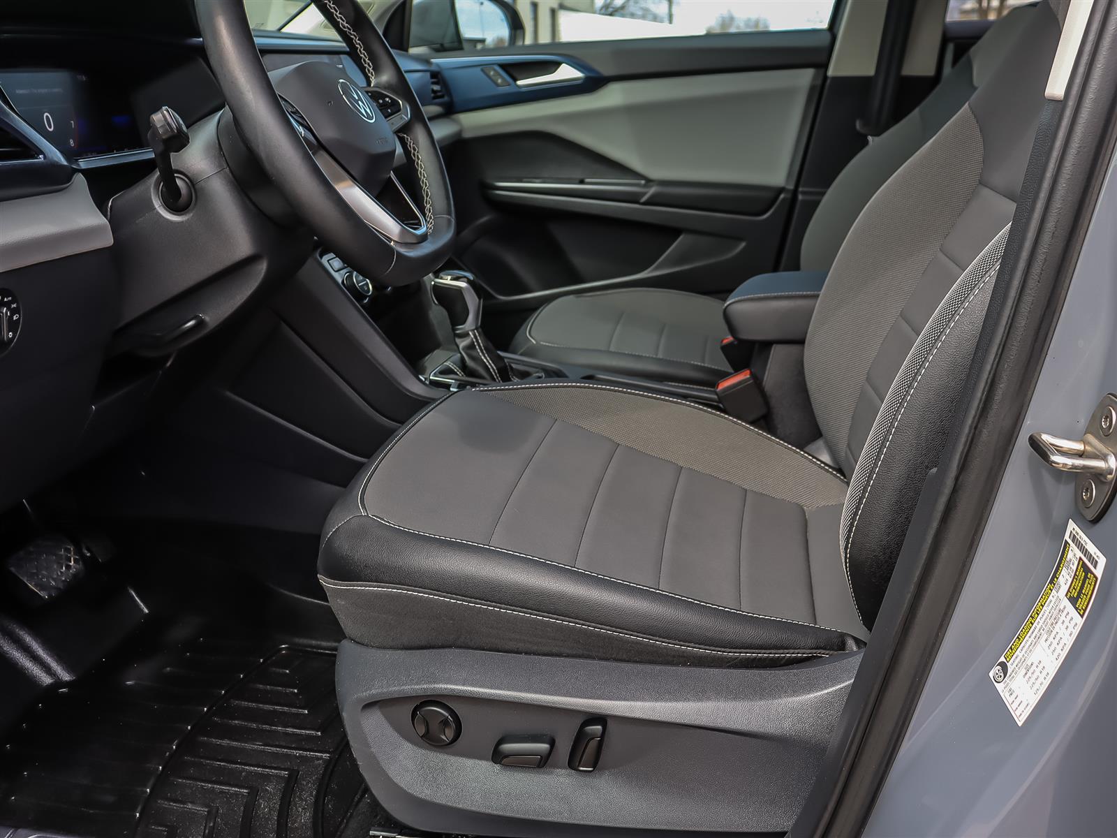 used 2022 Volkswagen Taos car