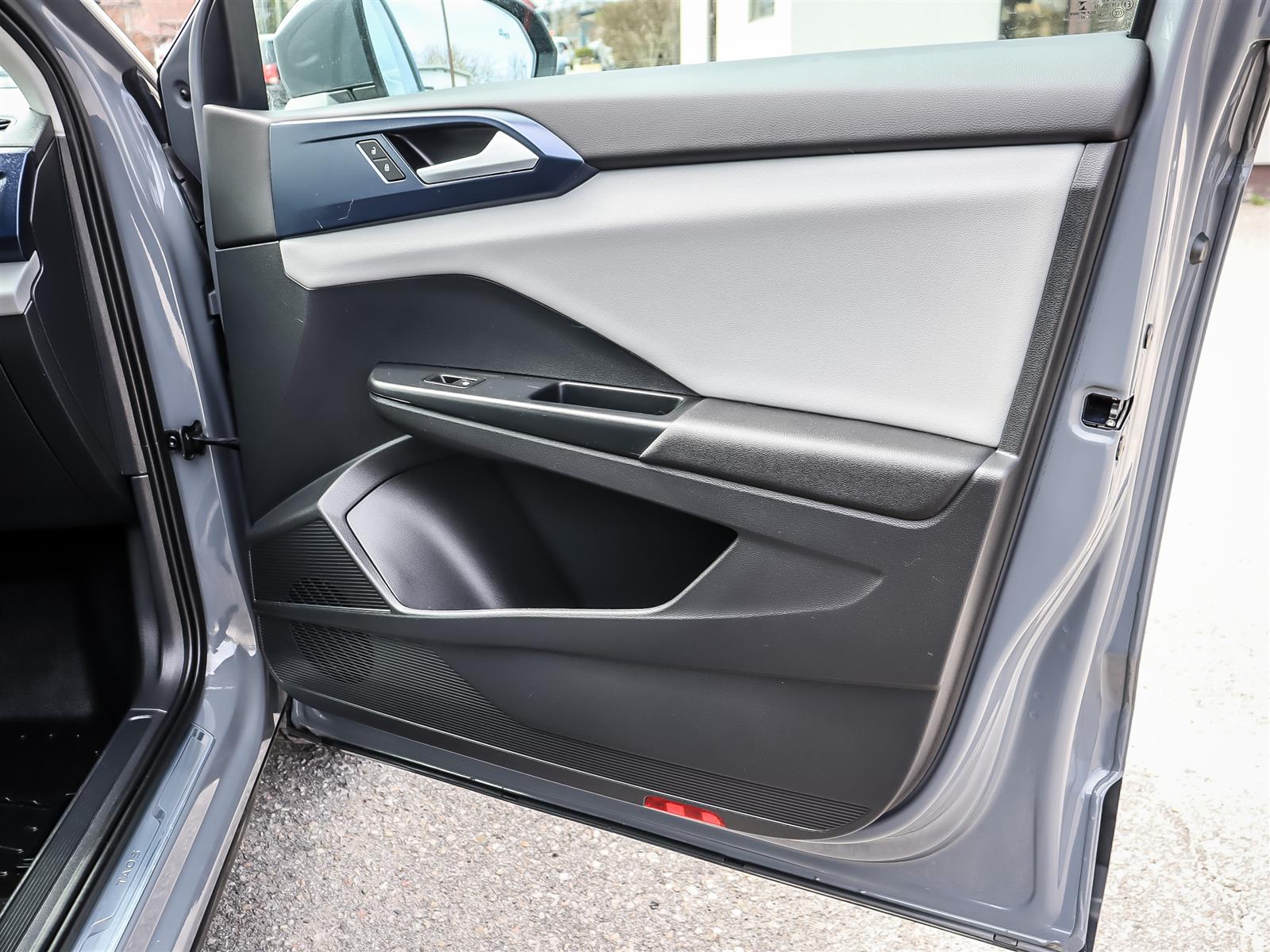 used 2022 Volkswagen Taos car