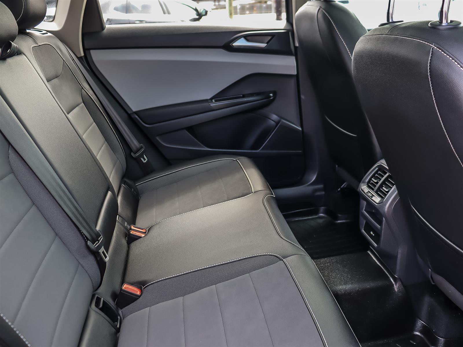 used 2022 Volkswagen Taos car