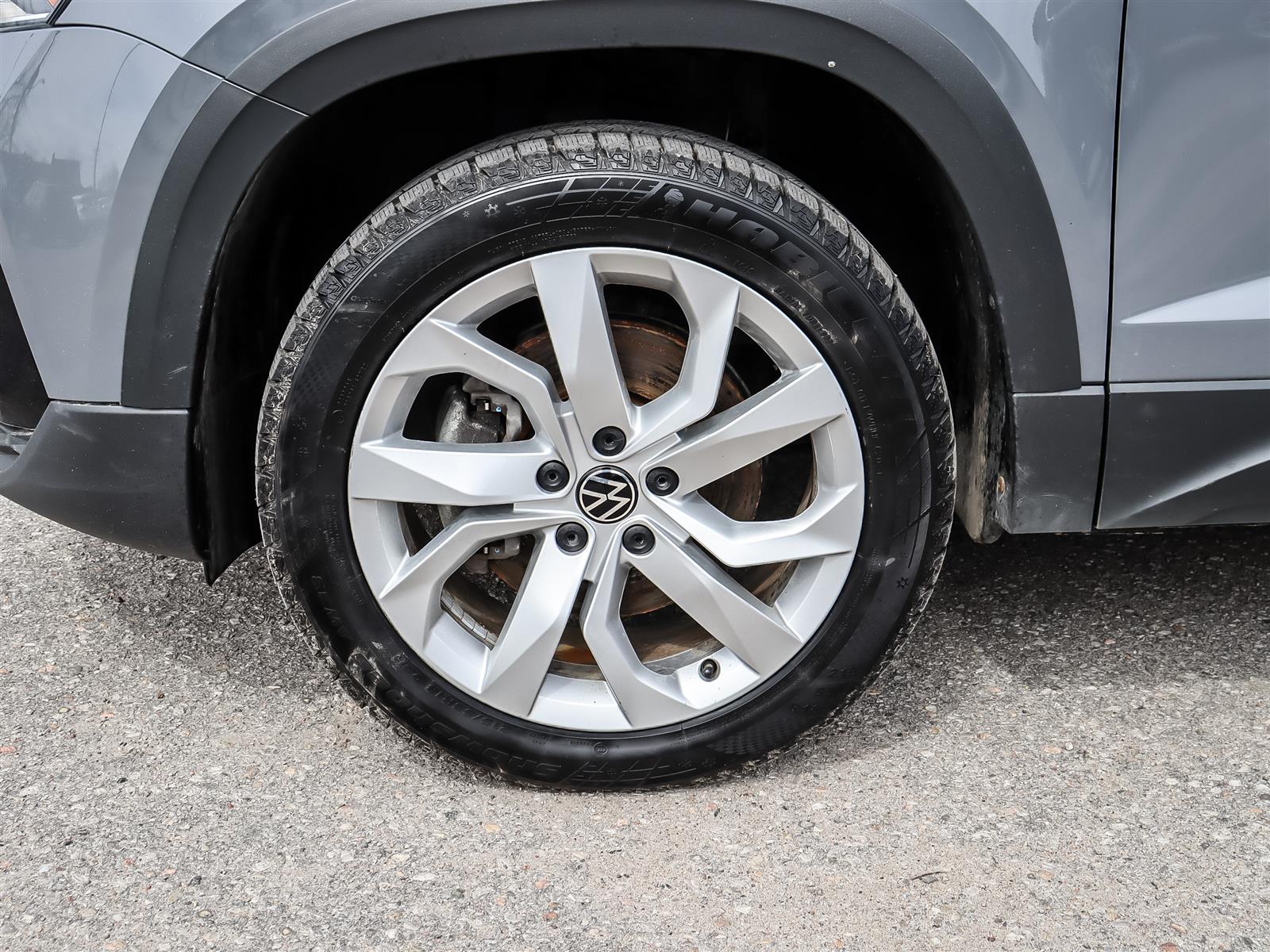 used 2022 Volkswagen Taos car