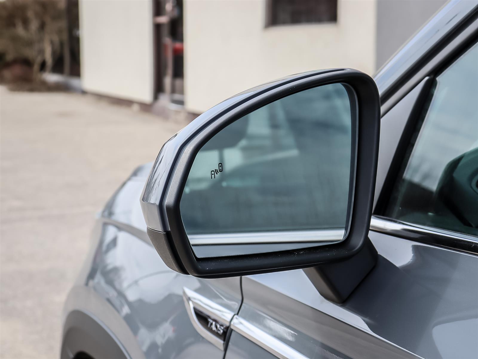 used 2022 Volkswagen Taos car