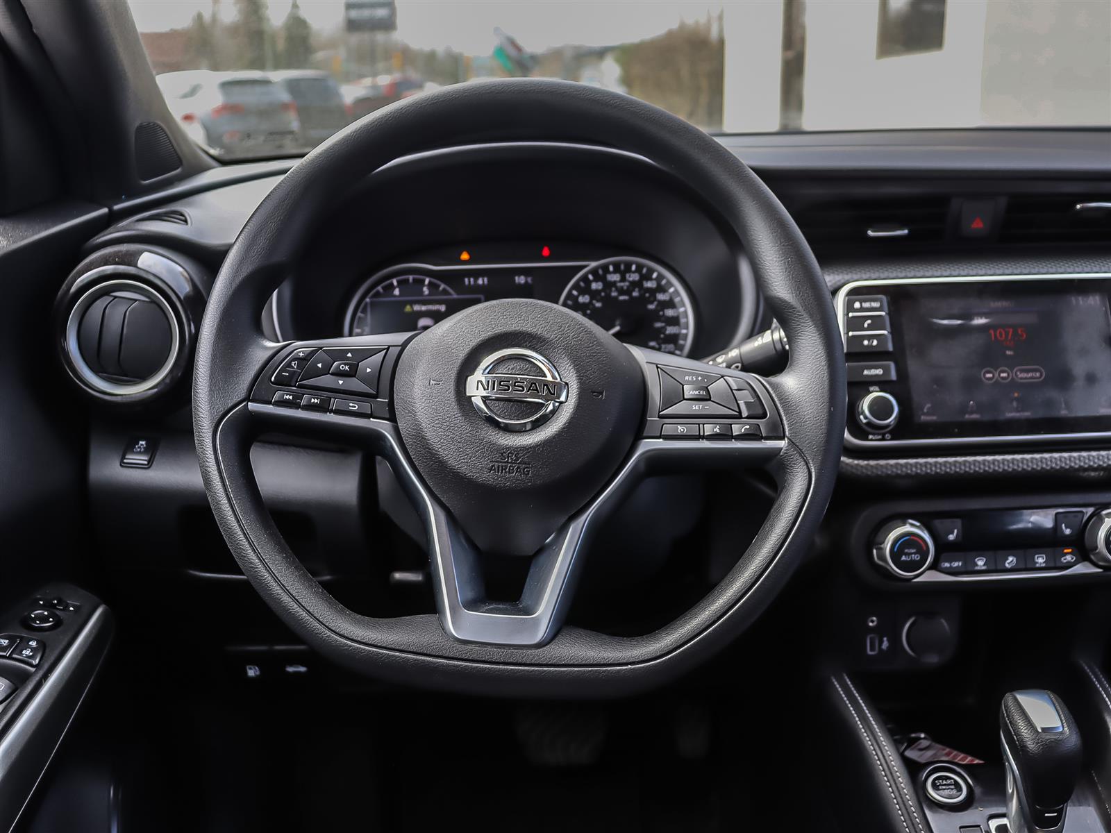 used 2019 Nissan Kicks car