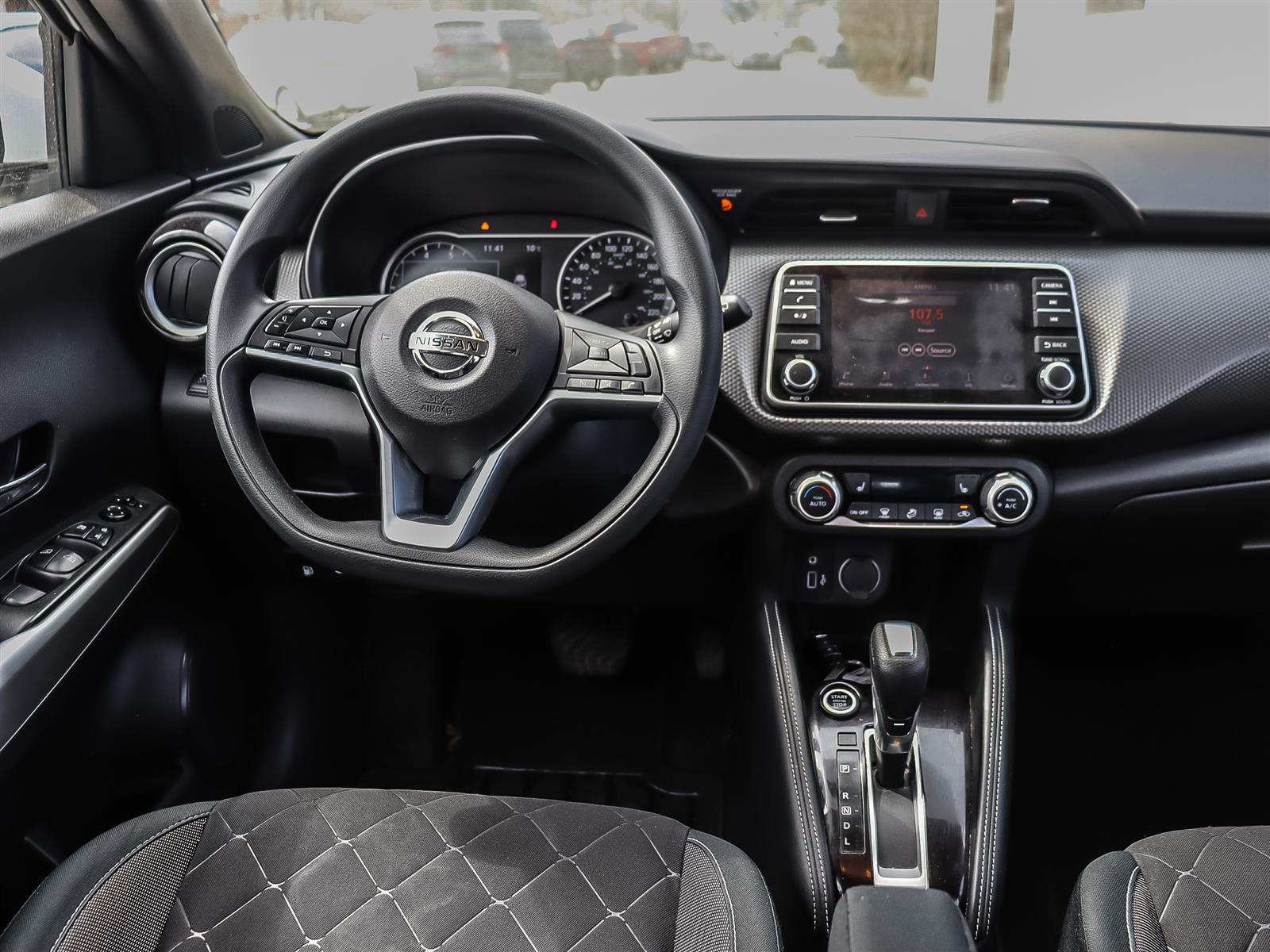 used 2019 Nissan Kicks car