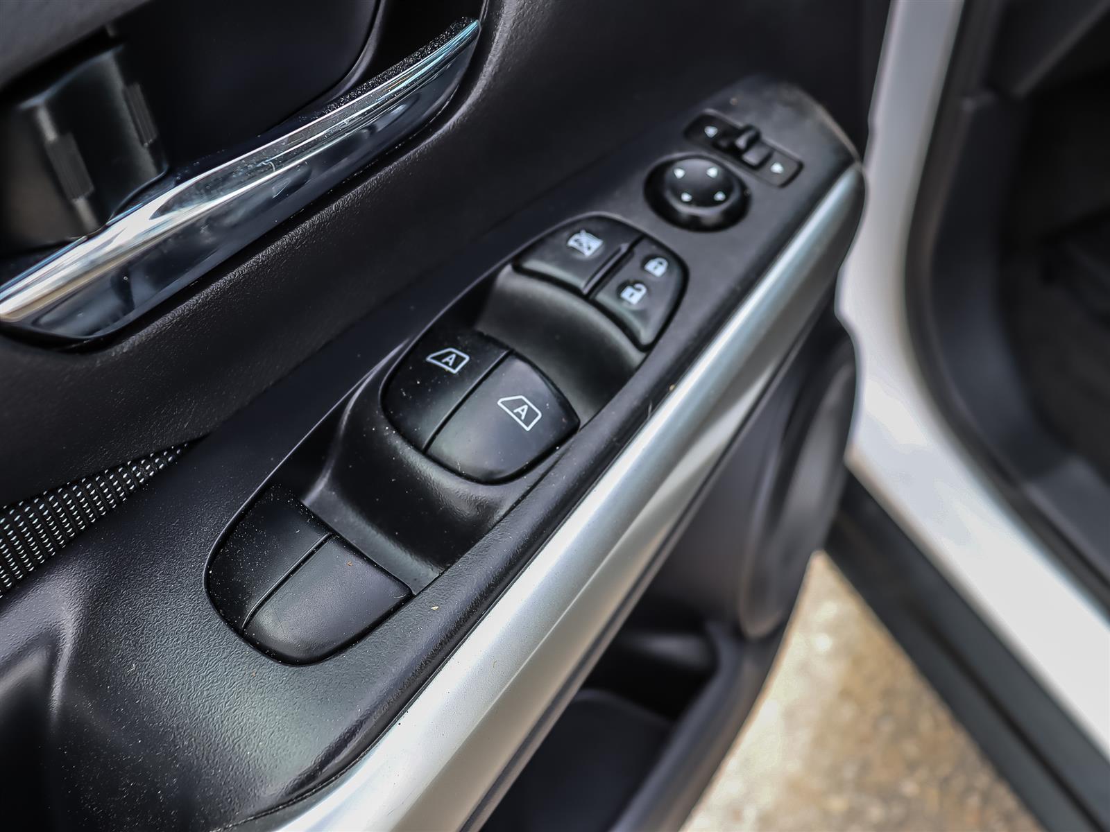 used 2019 Nissan Kicks car