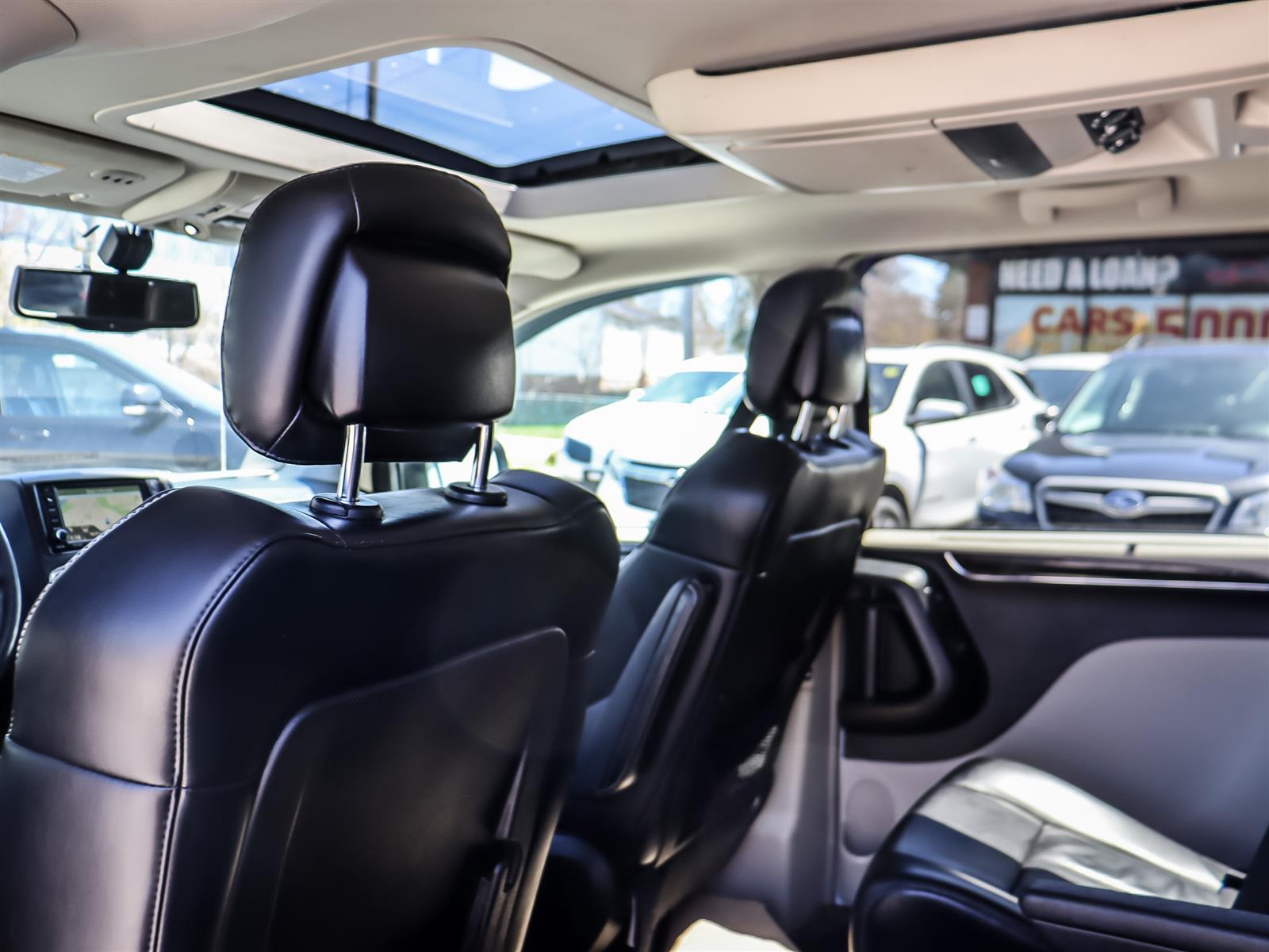 used 2015 Chrysler Town and Country car