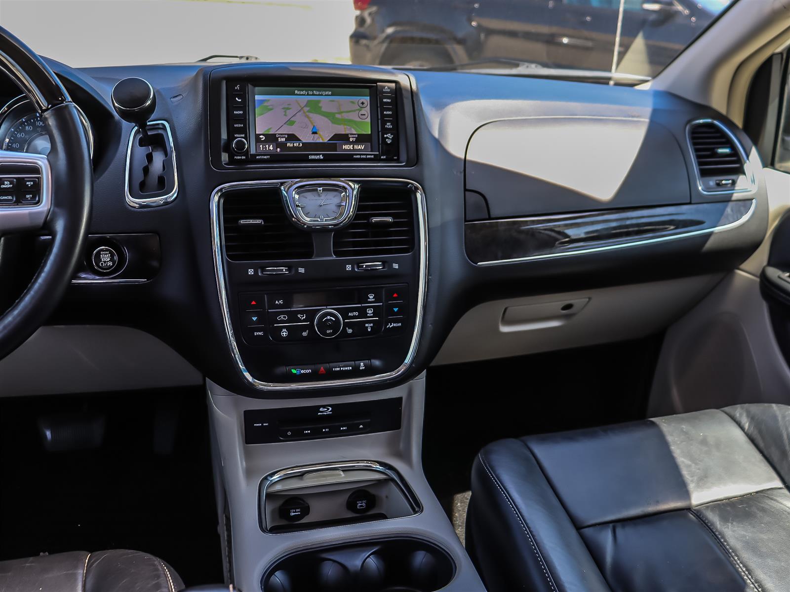 used 2015 Chrysler Town and Country car