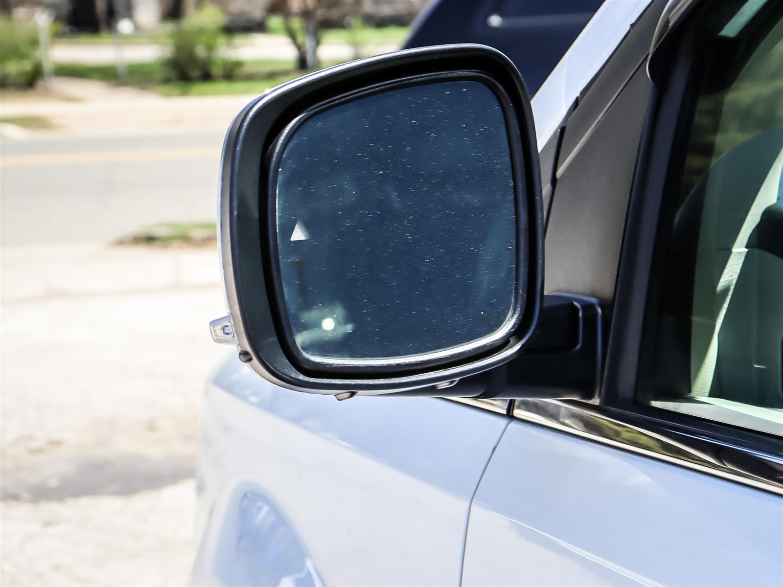 used 2015 Chrysler Town and Country car