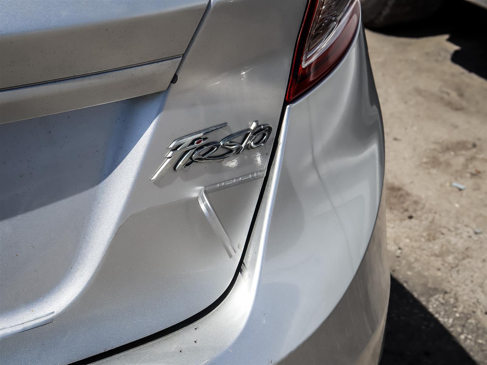 used 2015 Ford Fiesta car