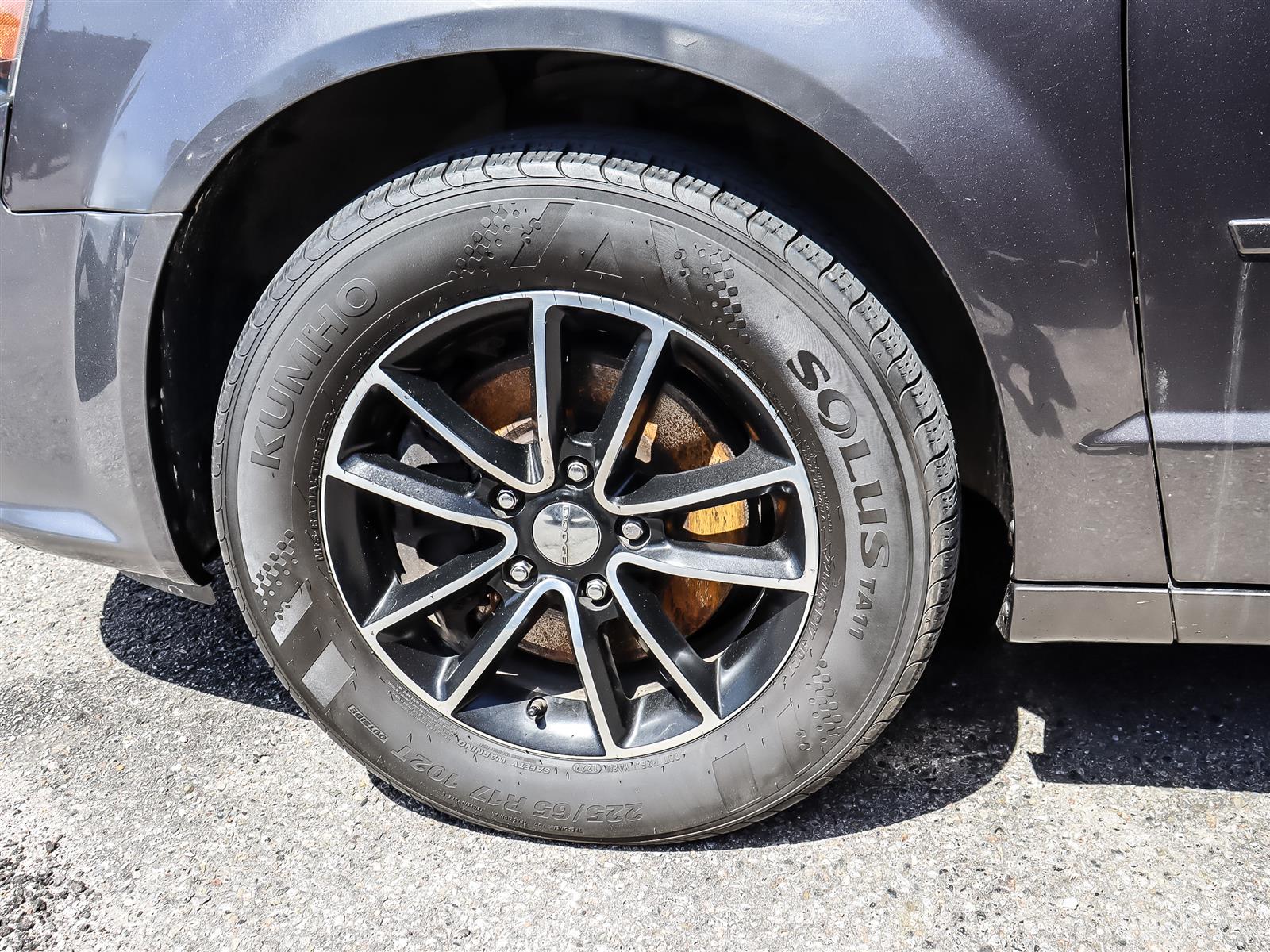 used 2017 Dodge Grand Caravan car