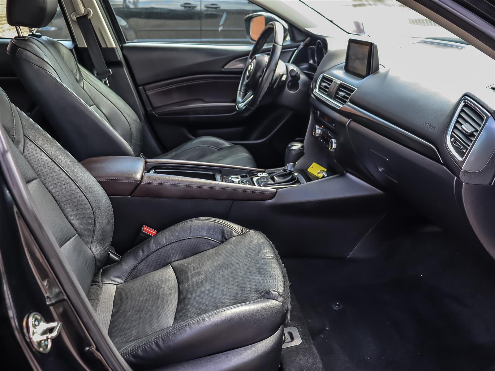 used 2018 Mazda Mazda3 car