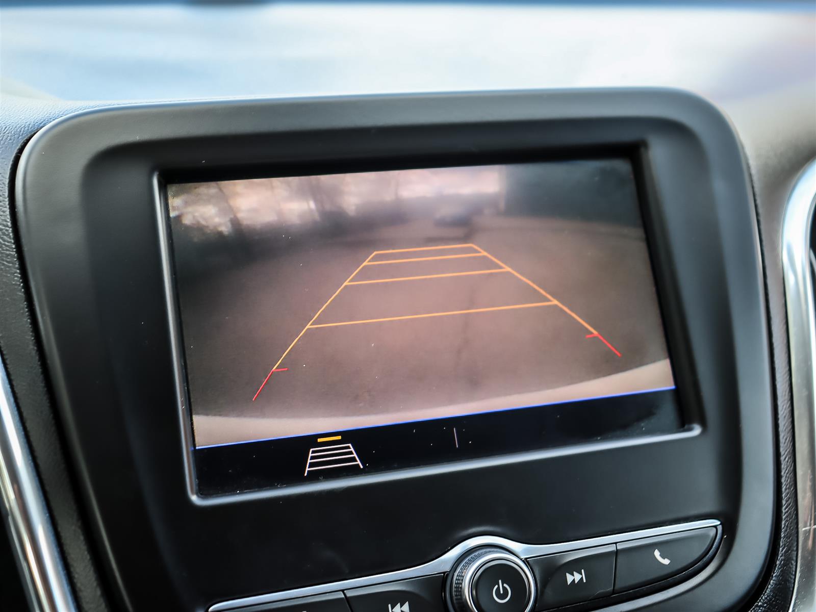 used 2021 Chevrolet Equinox car
