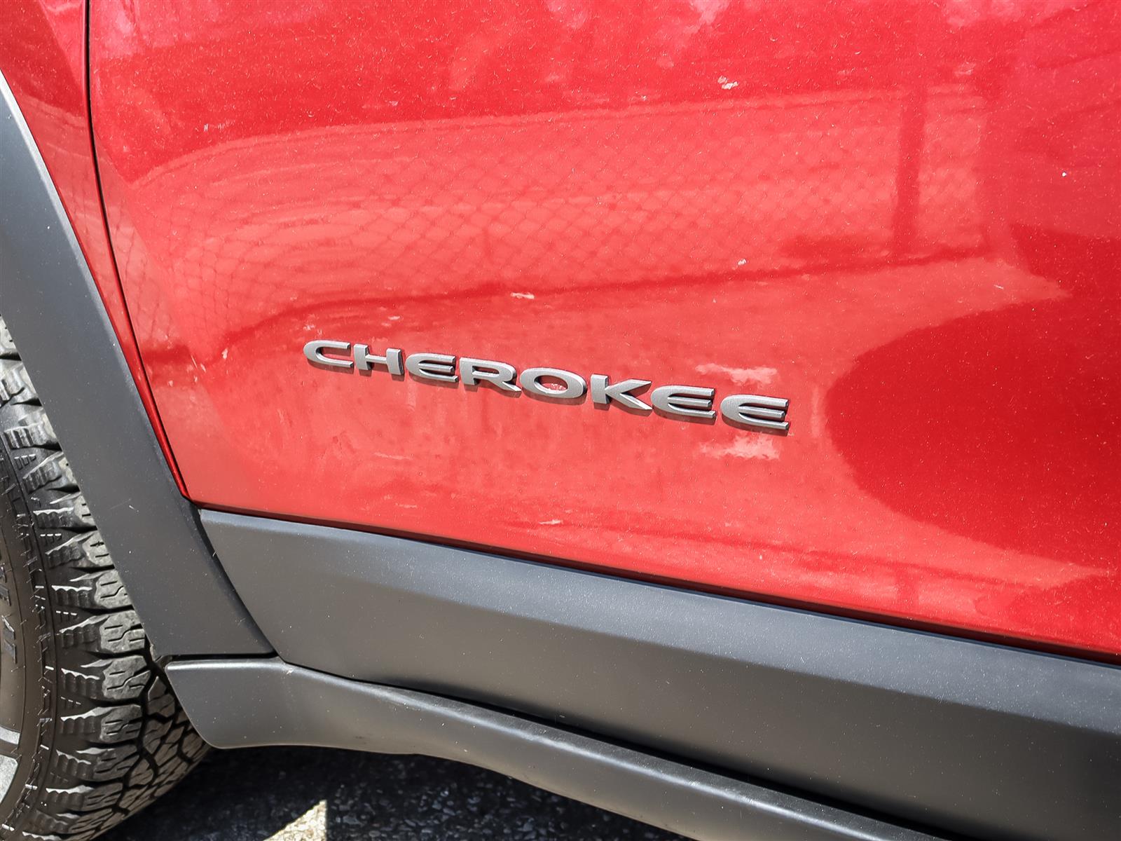 used 2016 Jeep Cherokee car