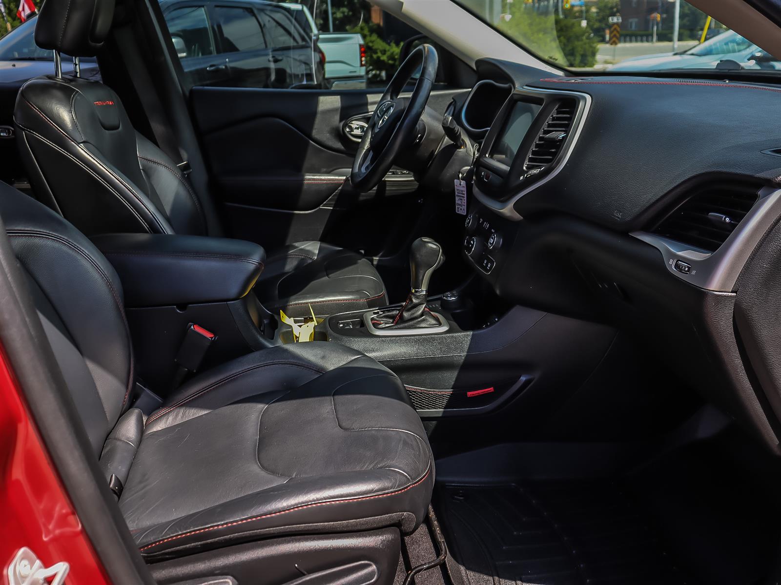 used 2016 Jeep Cherokee car