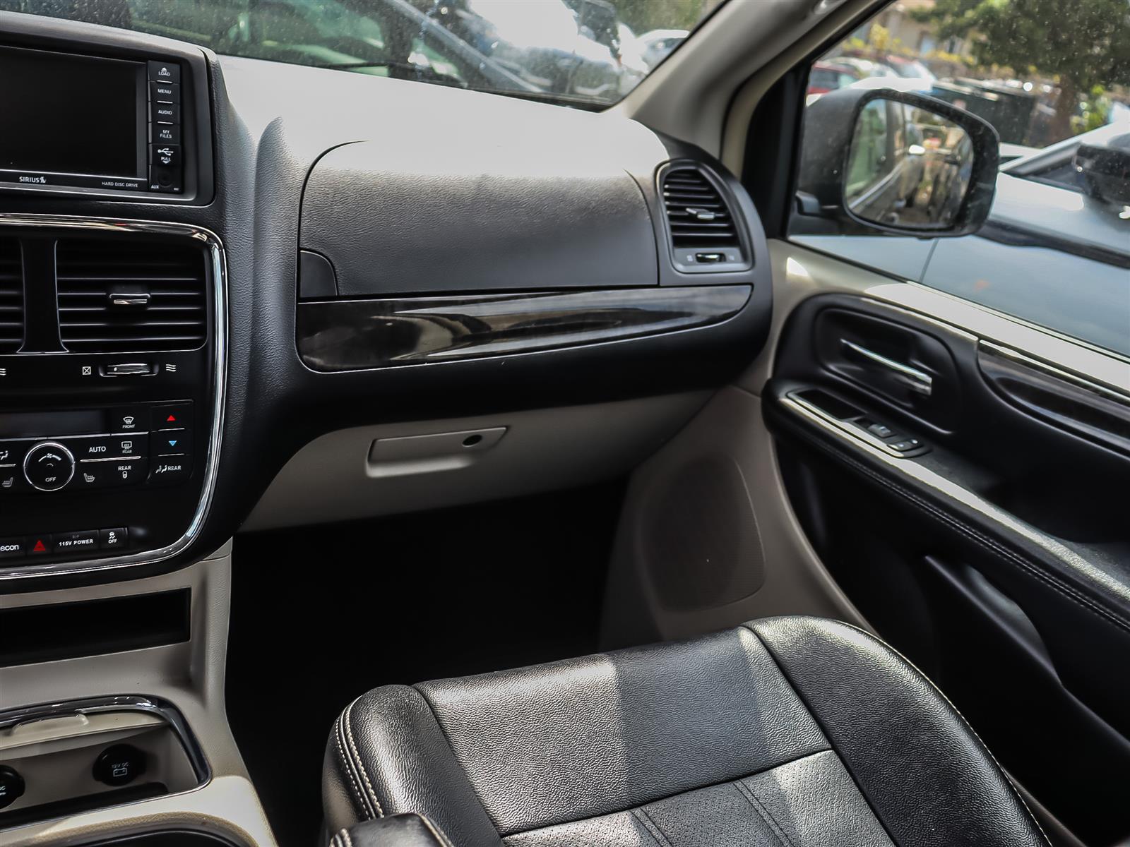 used 2017 Dodge Grand Caravan car