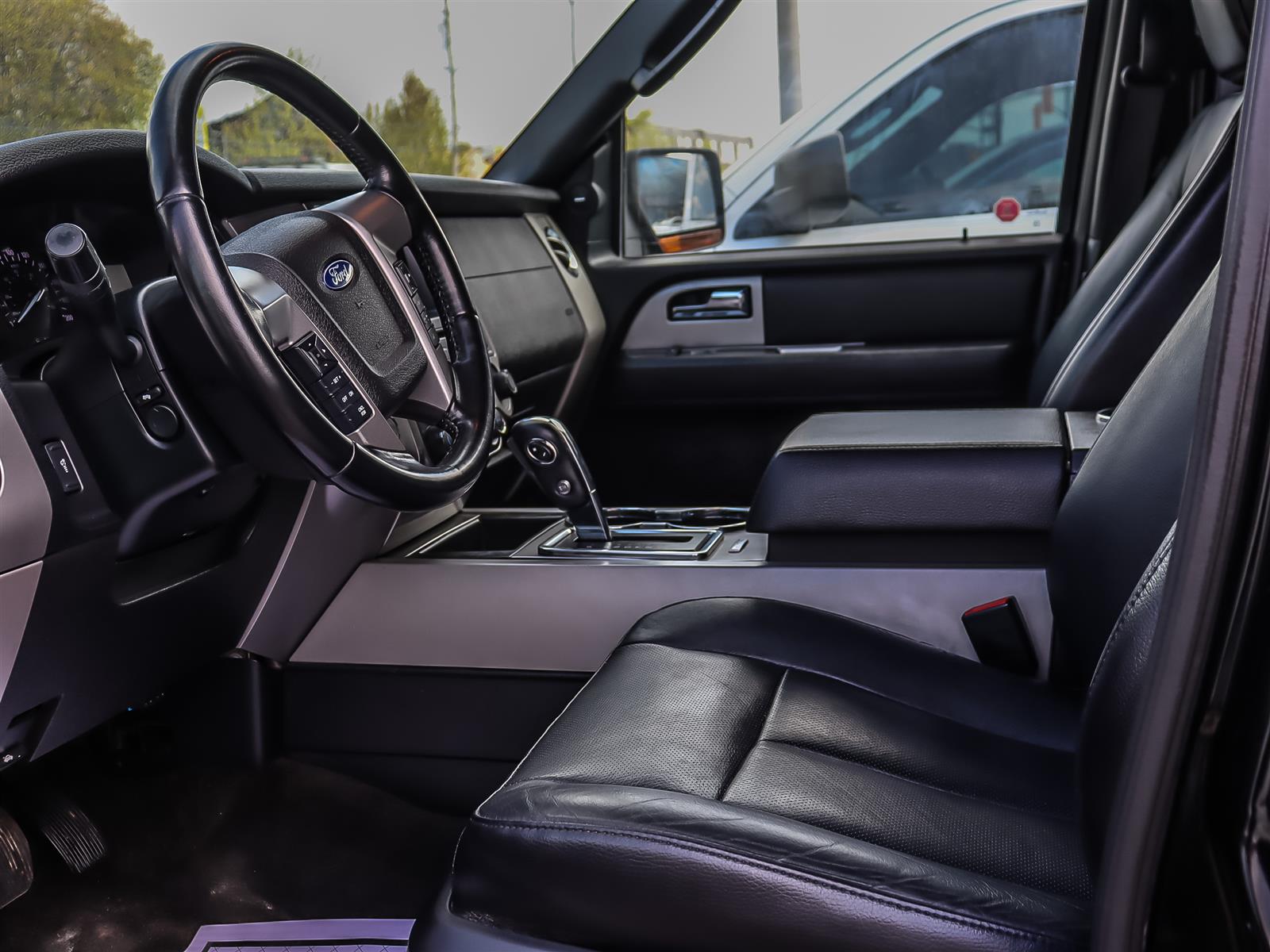used 2017 Ford Expedition car