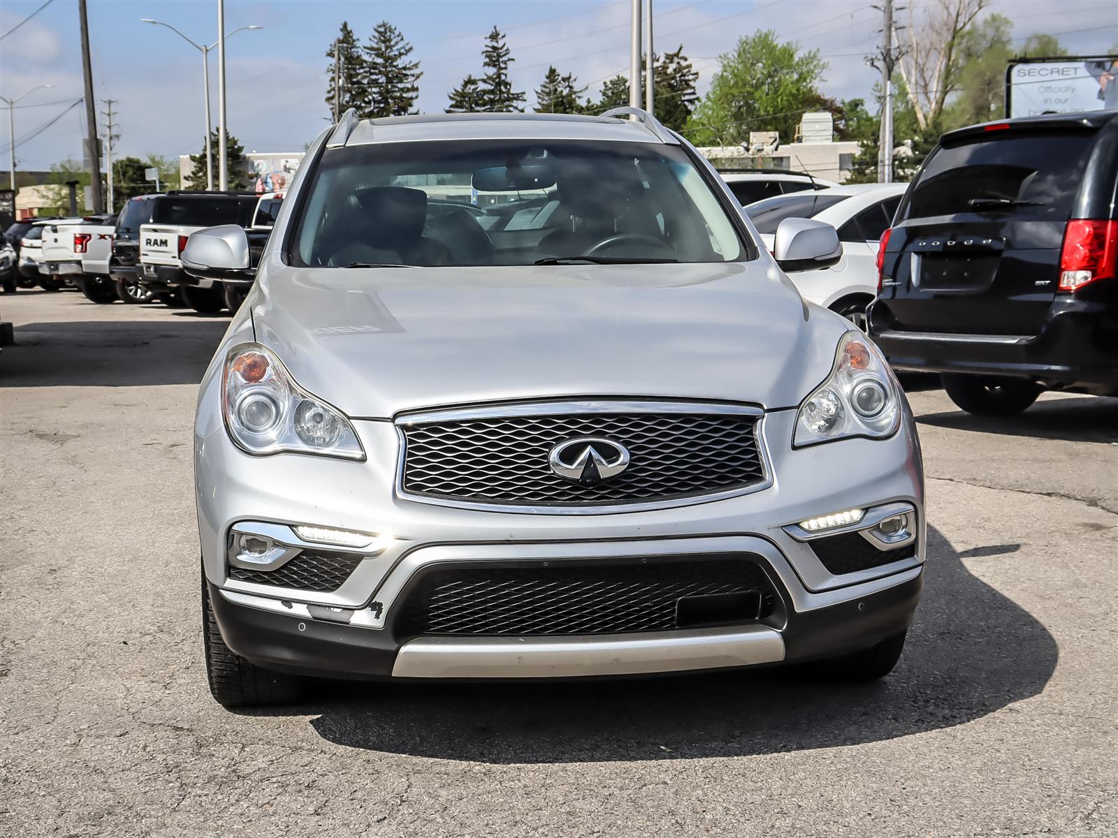 used 2017 INFINITI QX50 car